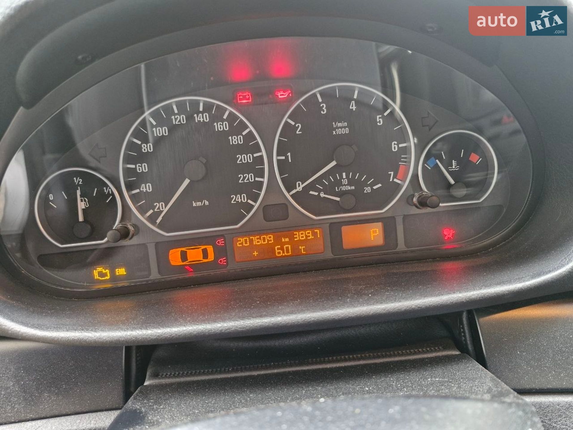 BMW 3 Series 2004 VIN WBAEY31080FJ86573 фото оголошення 2 з 62
