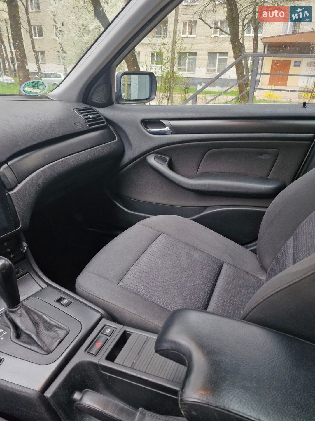 BMW 3 Series 2004 VIN WBAEY31080FJ86573 фото оголошення 12 з 62