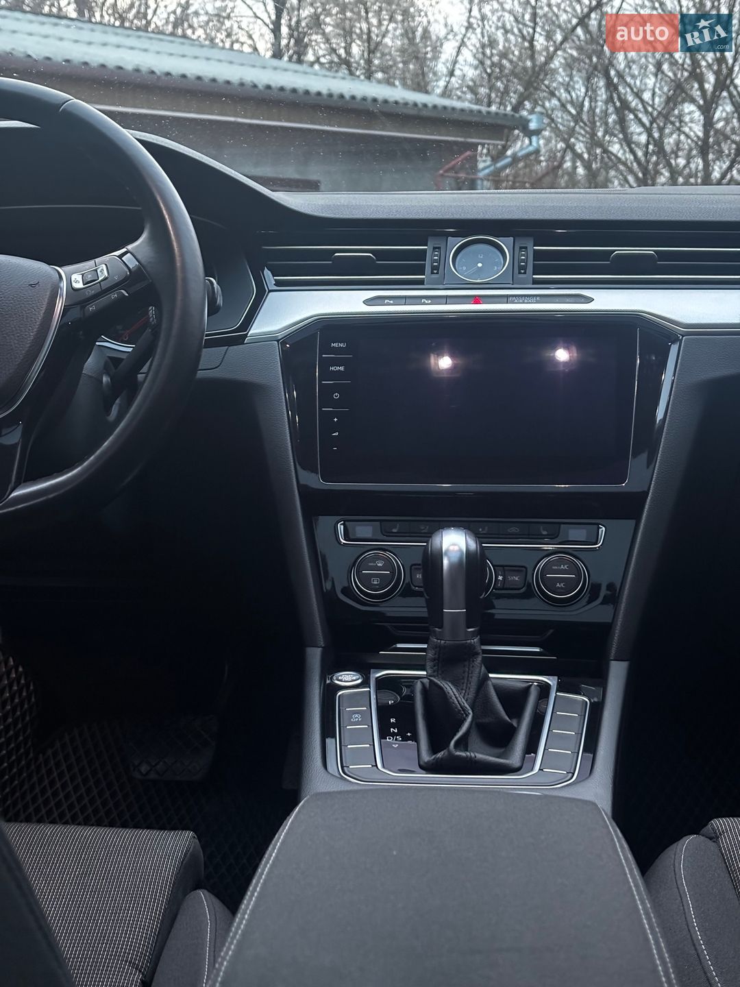 Volkswagen Passat 2017 VIN WVWZZZ3CZJE043814 фото оголошення 13 з 18