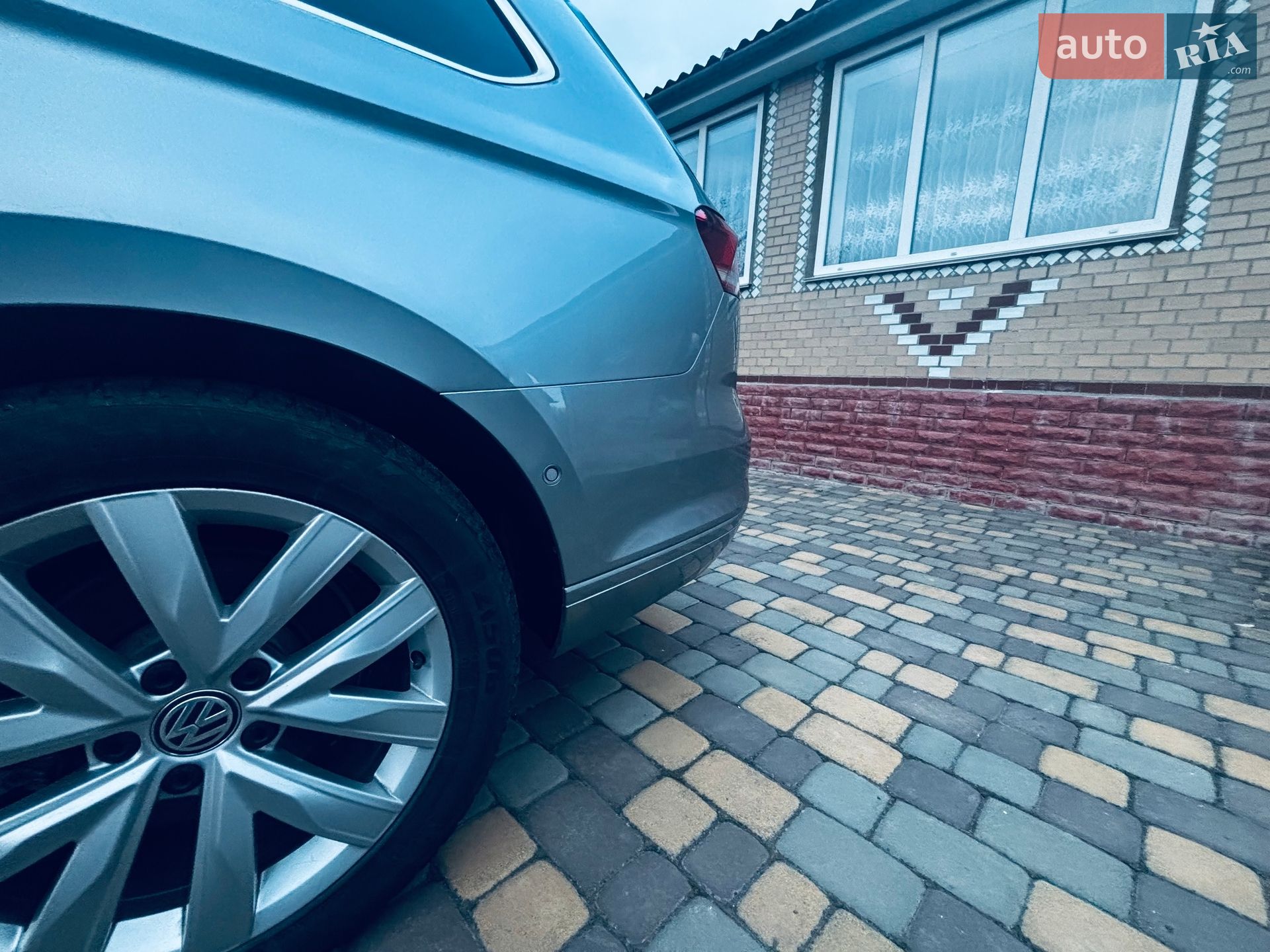 Volkswagen Passat 2017 VIN WVWZZZ3CZJE043814 фото оголошення 16 з 18
