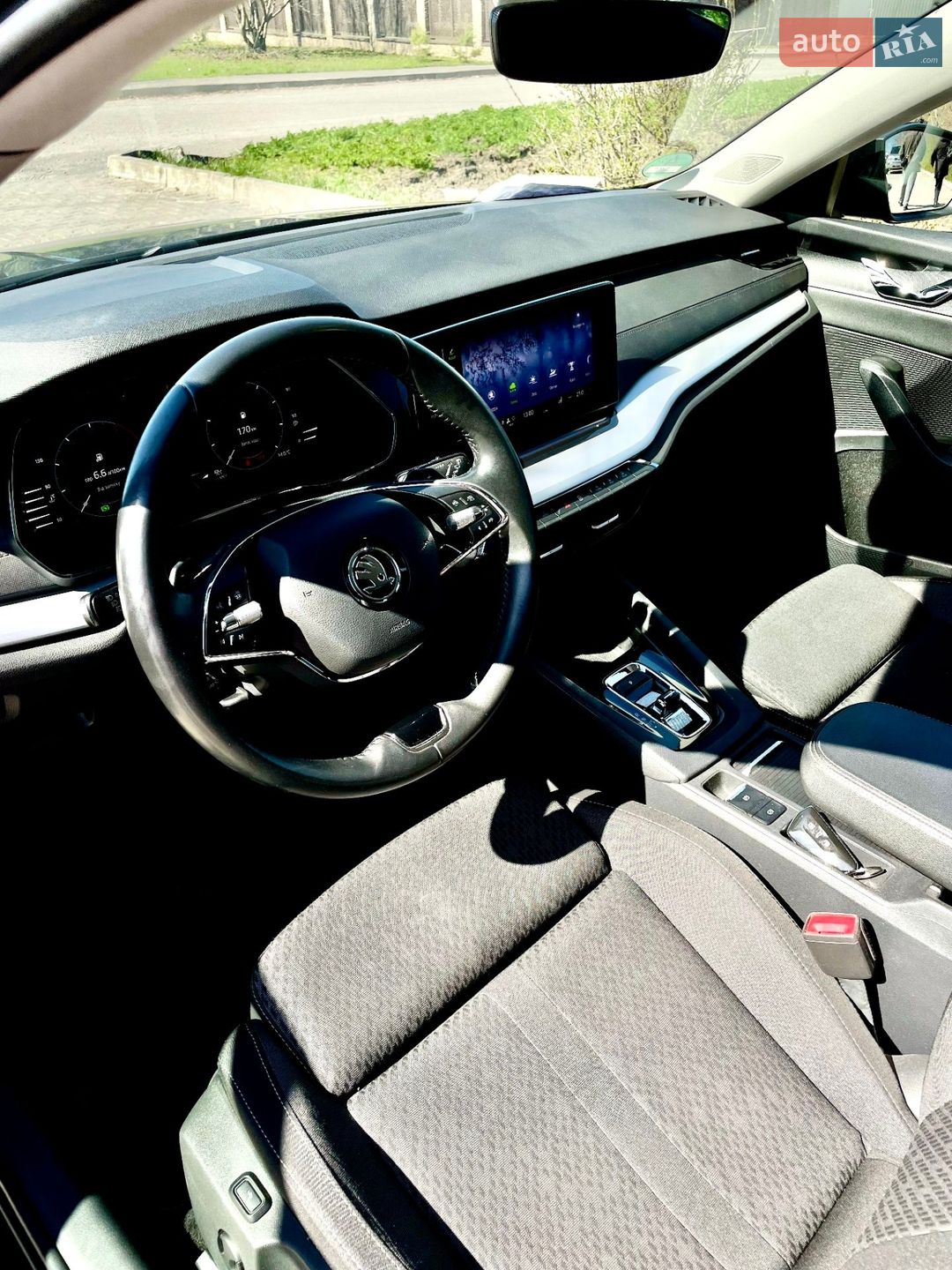 Skoda Octavia 2021 VIN TMBJJ8NX7NY048299 фото оголошення 15 з 36