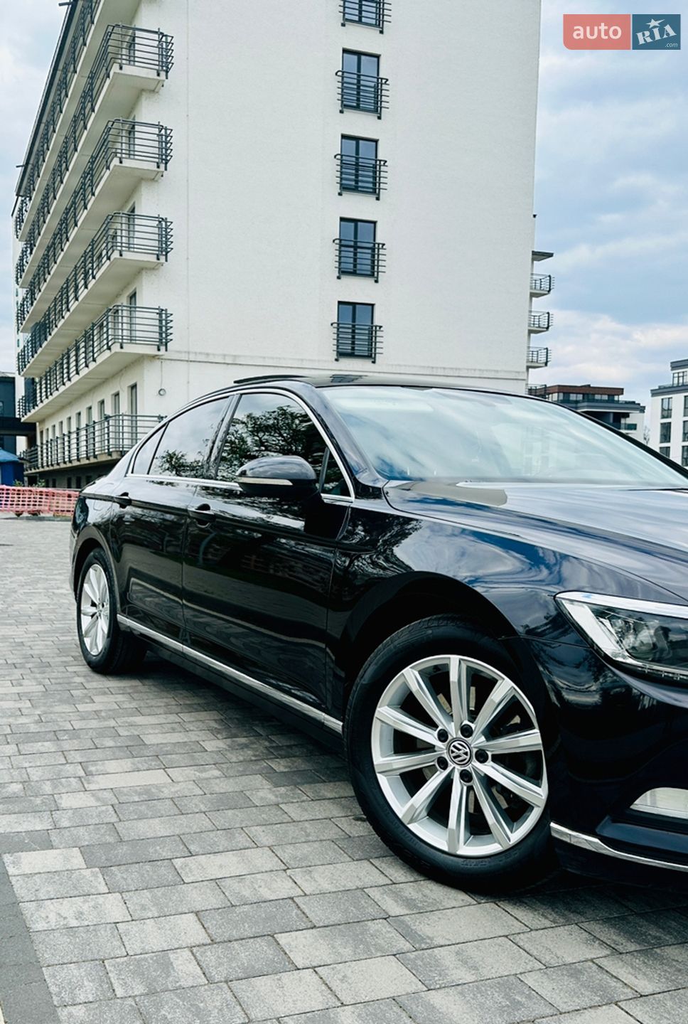 Volkswagen Passat 2015 VIN WVWZZZ3CZFE438570 фото оголошення 19 з 65