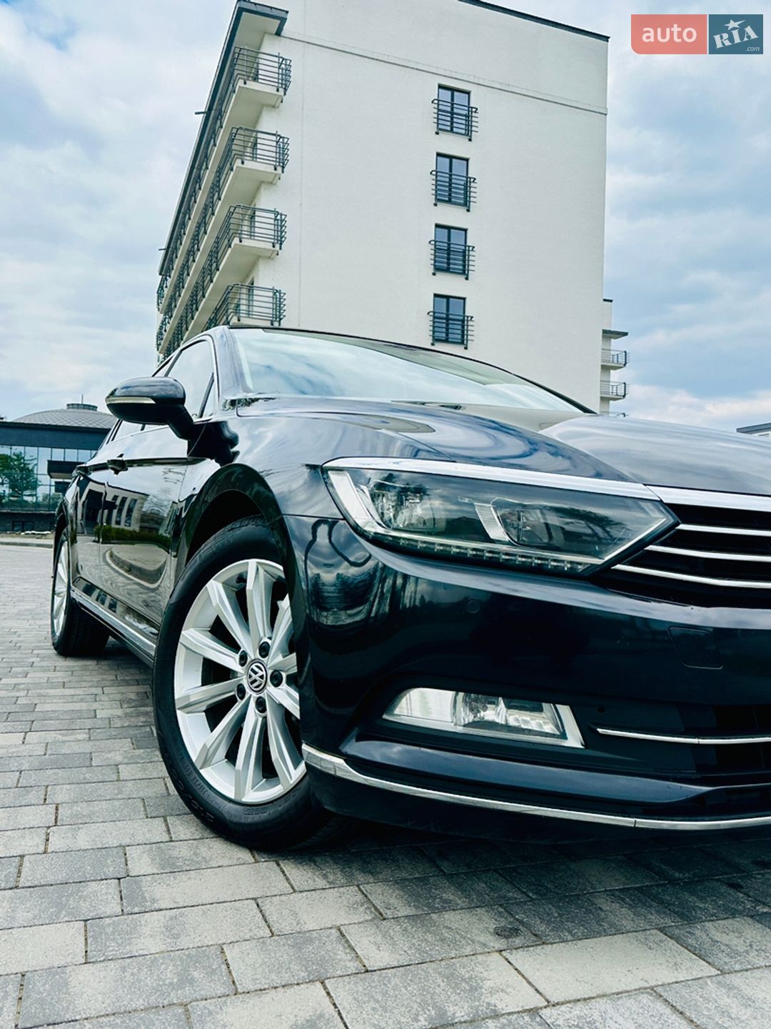 Volkswagen Passat 2015 VIN WVWZZZ3CZFE438570 фото оголошення 8 з 65