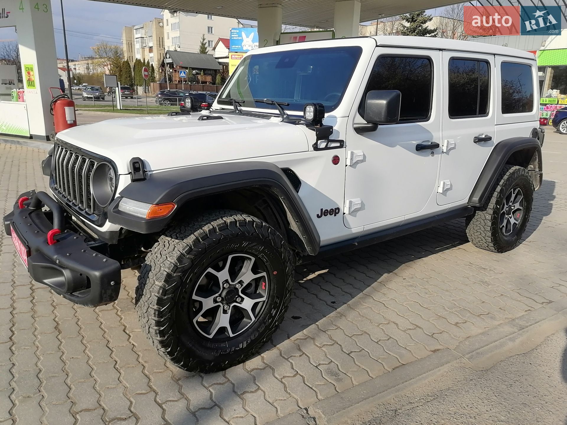 Jeep Wrangler 2021 VIN 1C4HJXFG4MW558613 фото оголошення 2 з 25