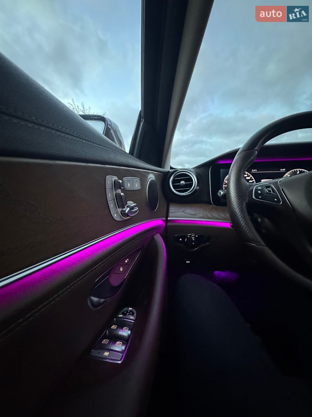 Mercedes-Benz E-Class 2017 VIN WDD2130051A276990 фото оголошення 35 з 39