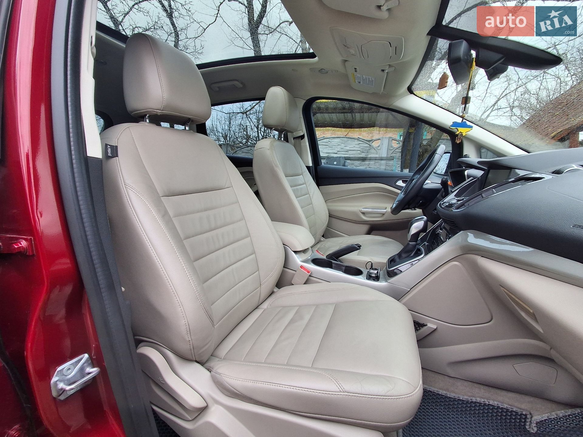 Ford C-Max 2015 VIN 1FADP5BUXFL119875 фото оголошення 11 з 17