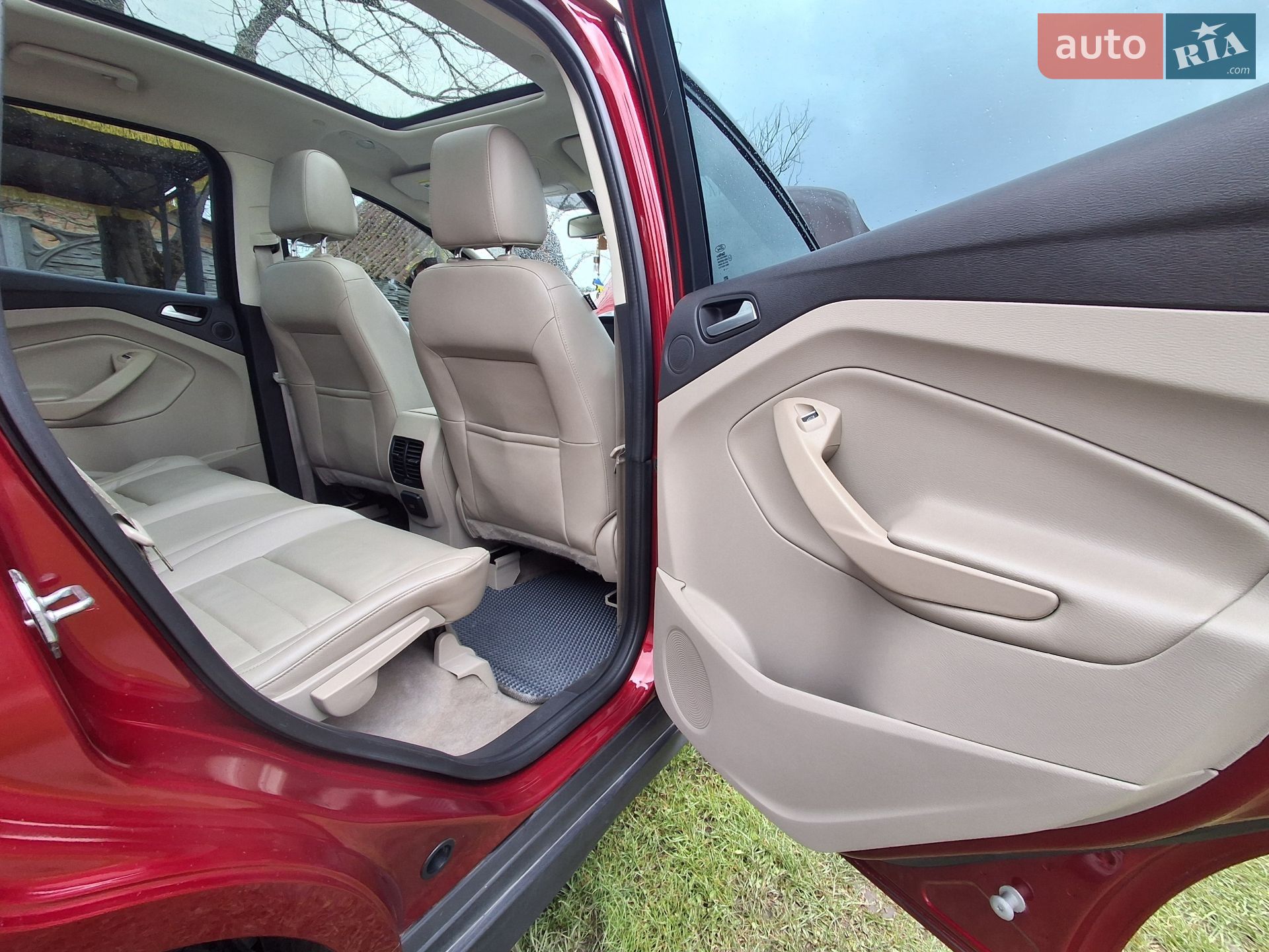 Ford C-Max 2015 VIN 1FADP5BUXFL119875 фото оголошення 15 з 17