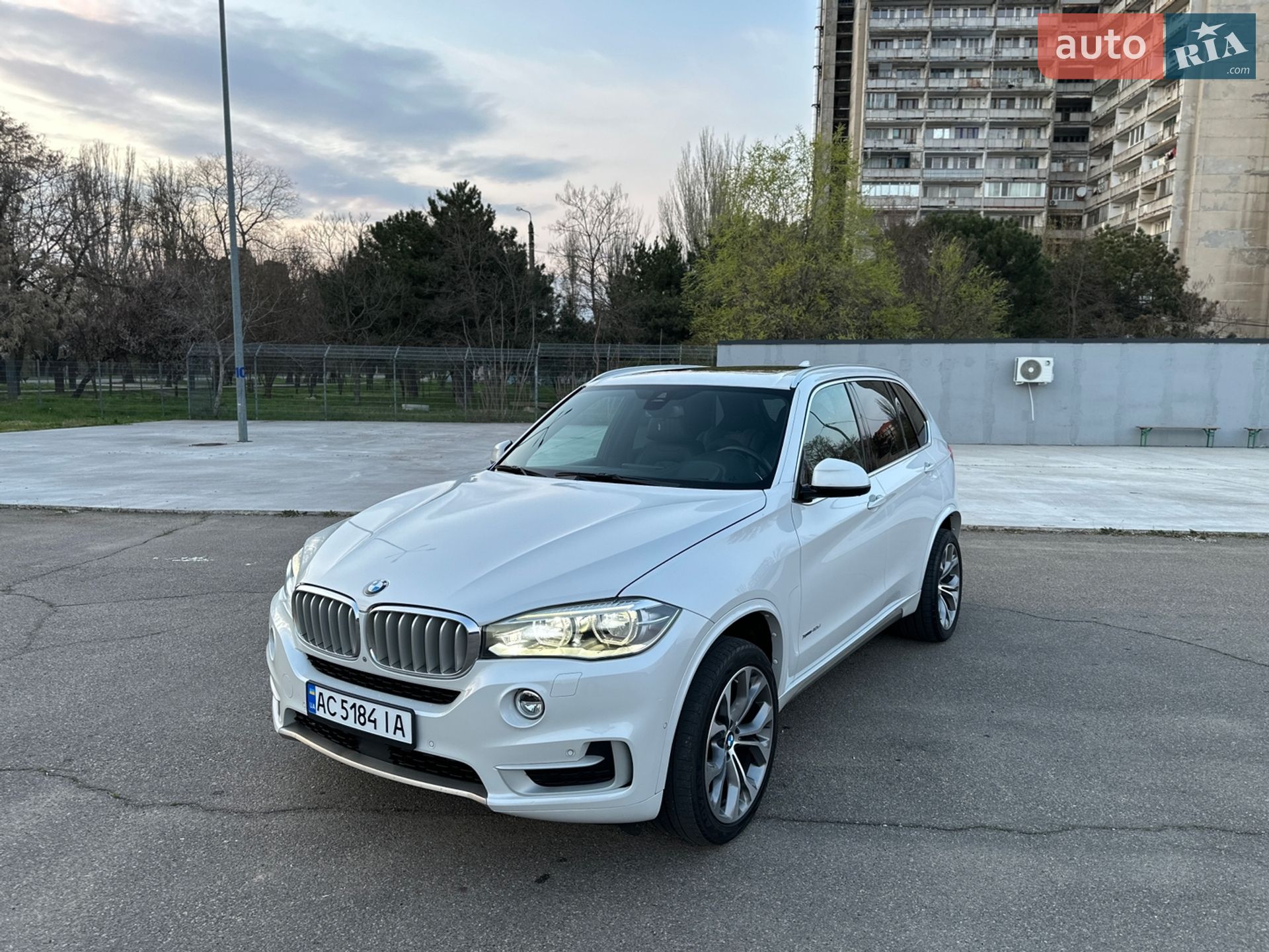 BMW X5 2014 VIN WBAKS610X00J89001 фото оголошення 3 з 115