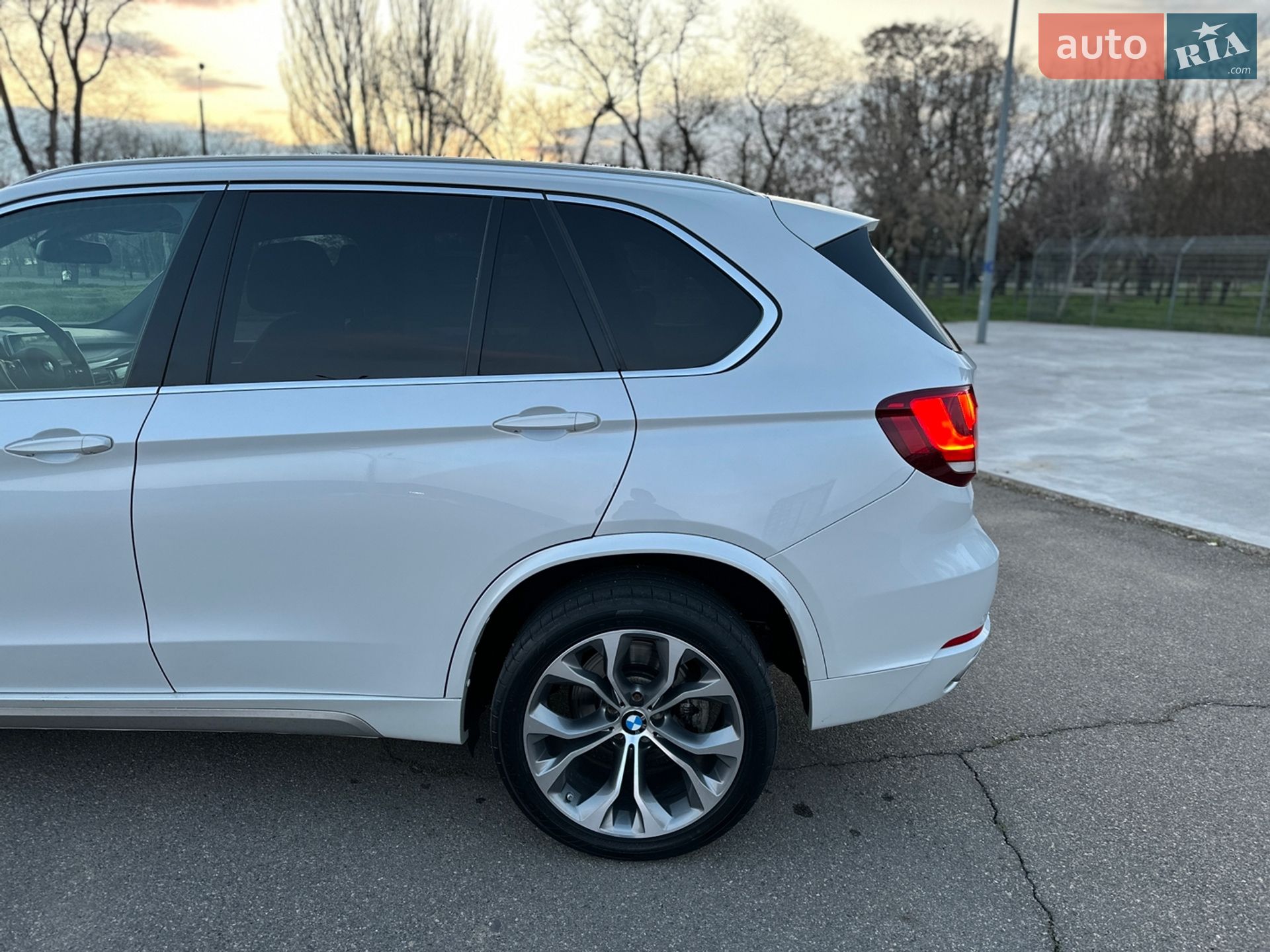 BMW X5 2014 VIN WBAKS610X00J89001 фото оголошення 6 з 115
