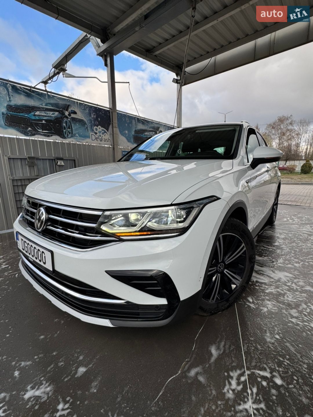 Volkswagen Tiguan 2023 VIN WVGZZZ5N9PW061226 фото оголошення 22 з 361