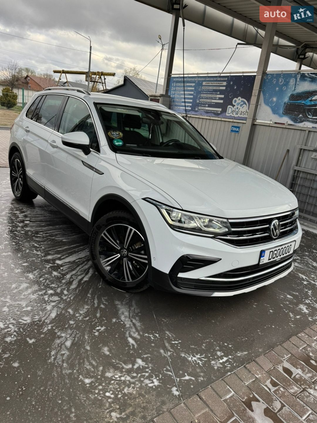 Volkswagen Tiguan 2023 VIN WVGZZZ5N9PW061226 фото оголошення 62 з 361