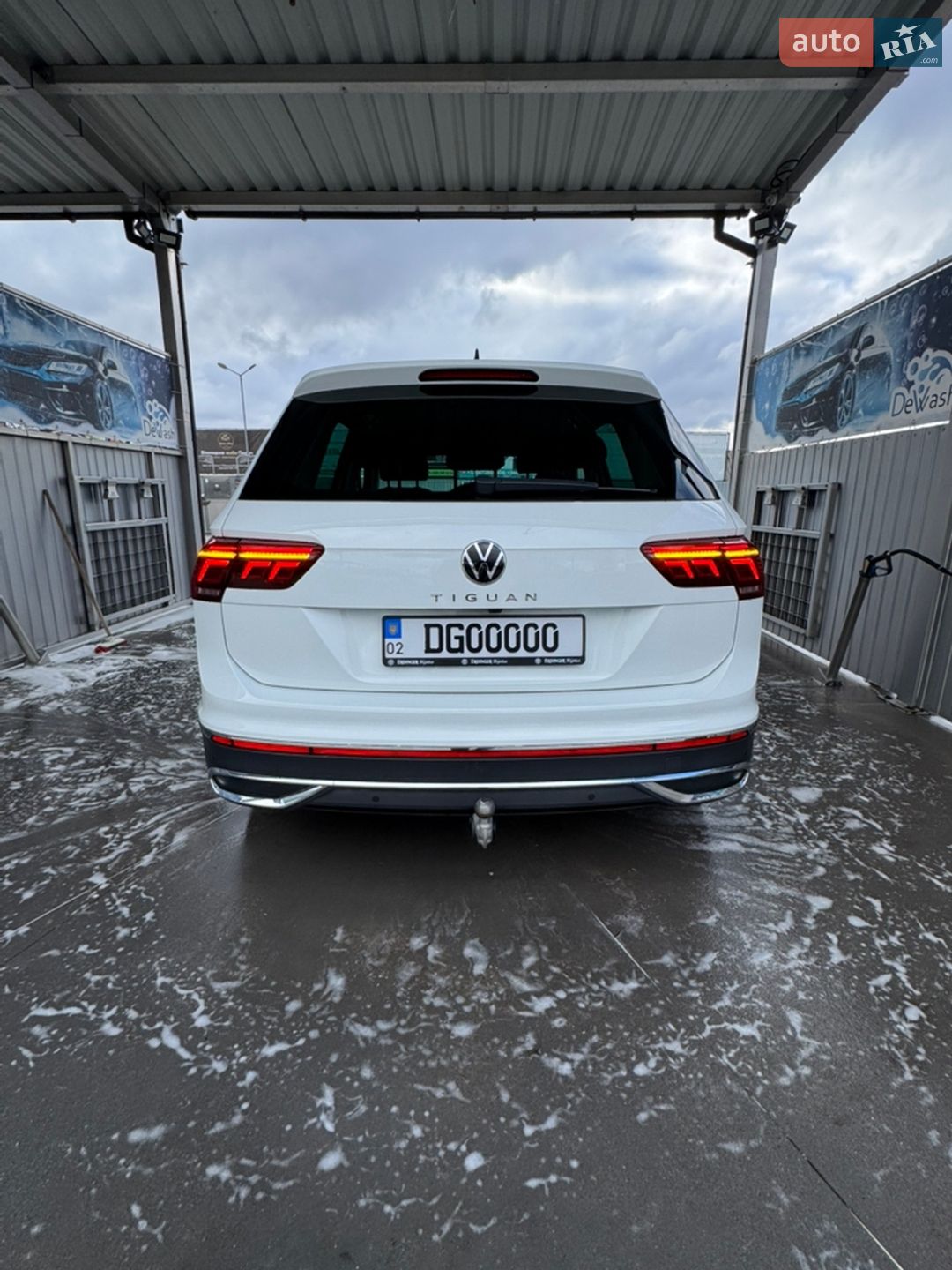 Volkswagen Tiguan 2023 VIN WVGZZZ5N9PW061226 фото оголошення 30 з 361