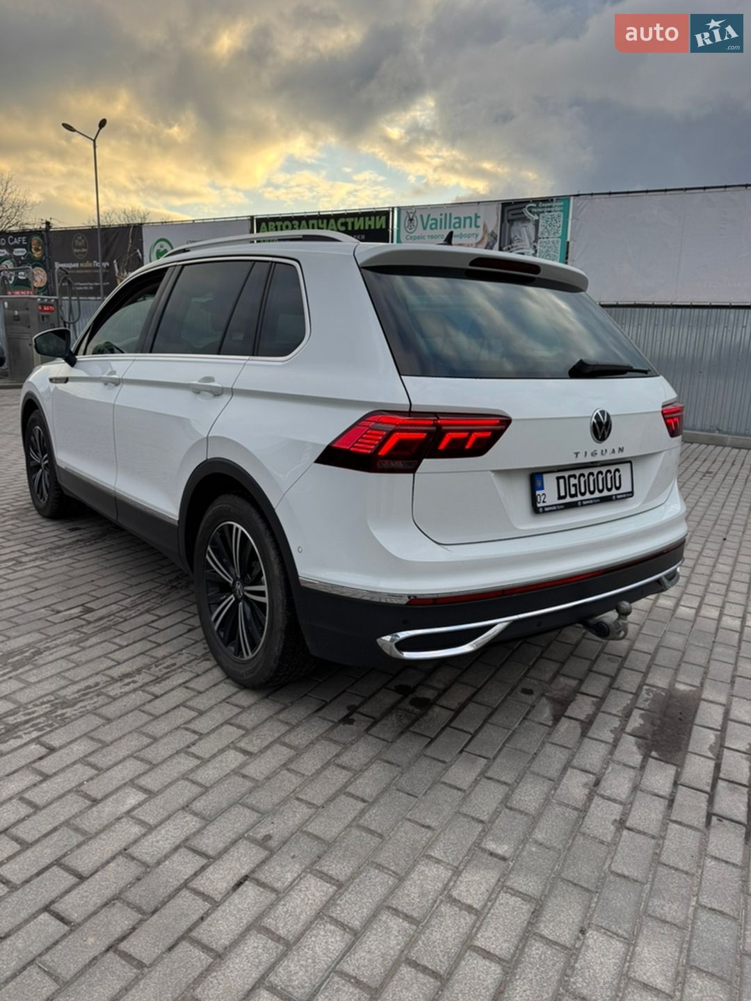 Volkswagen Tiguan 2023 VIN WVGZZZ5N9PW061226 фото оголошення 29 з 361