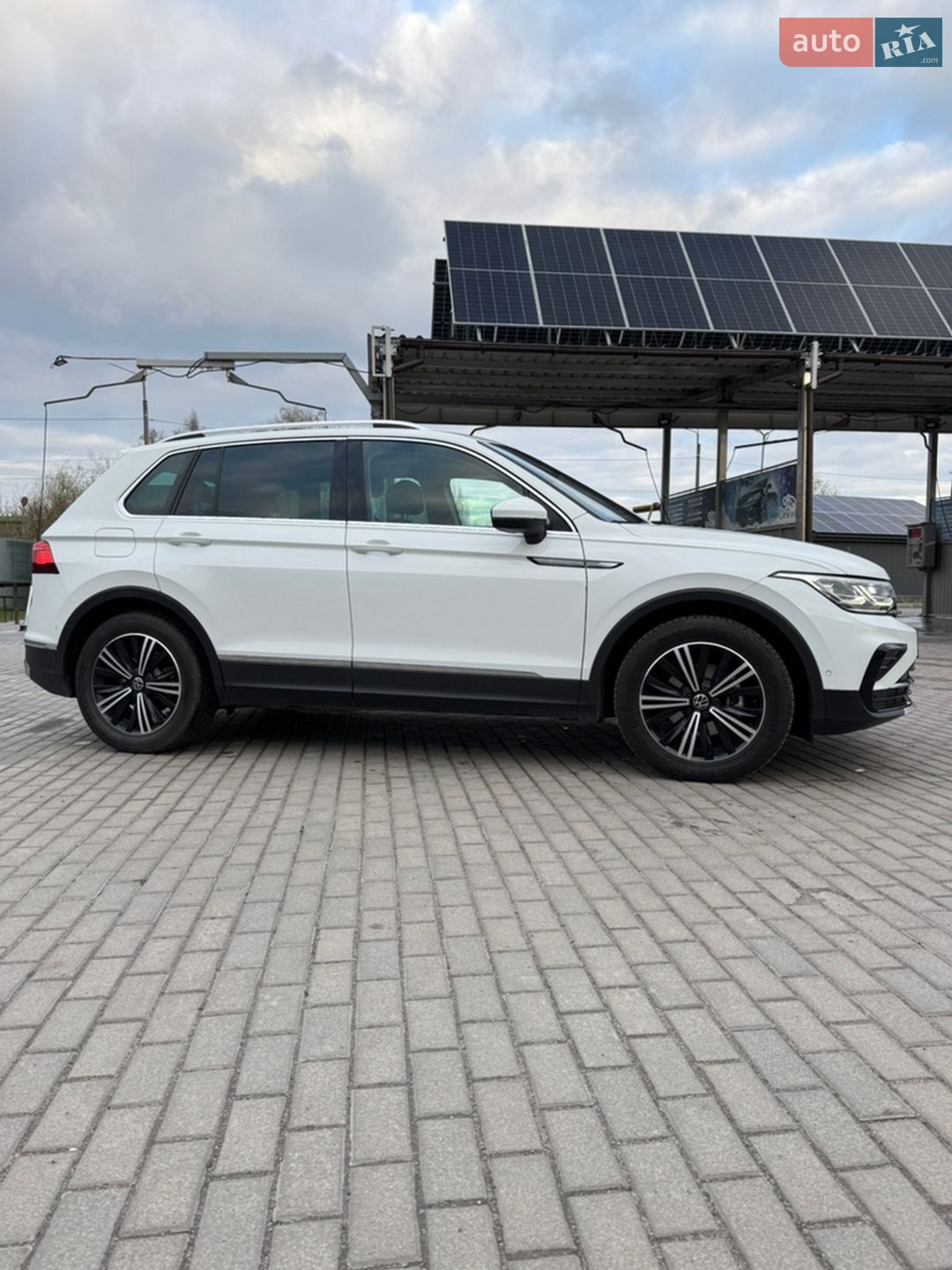 Volkswagen Tiguan 2023 VIN WVGZZZ5N9PW061226 фото оголошення 65 з 361