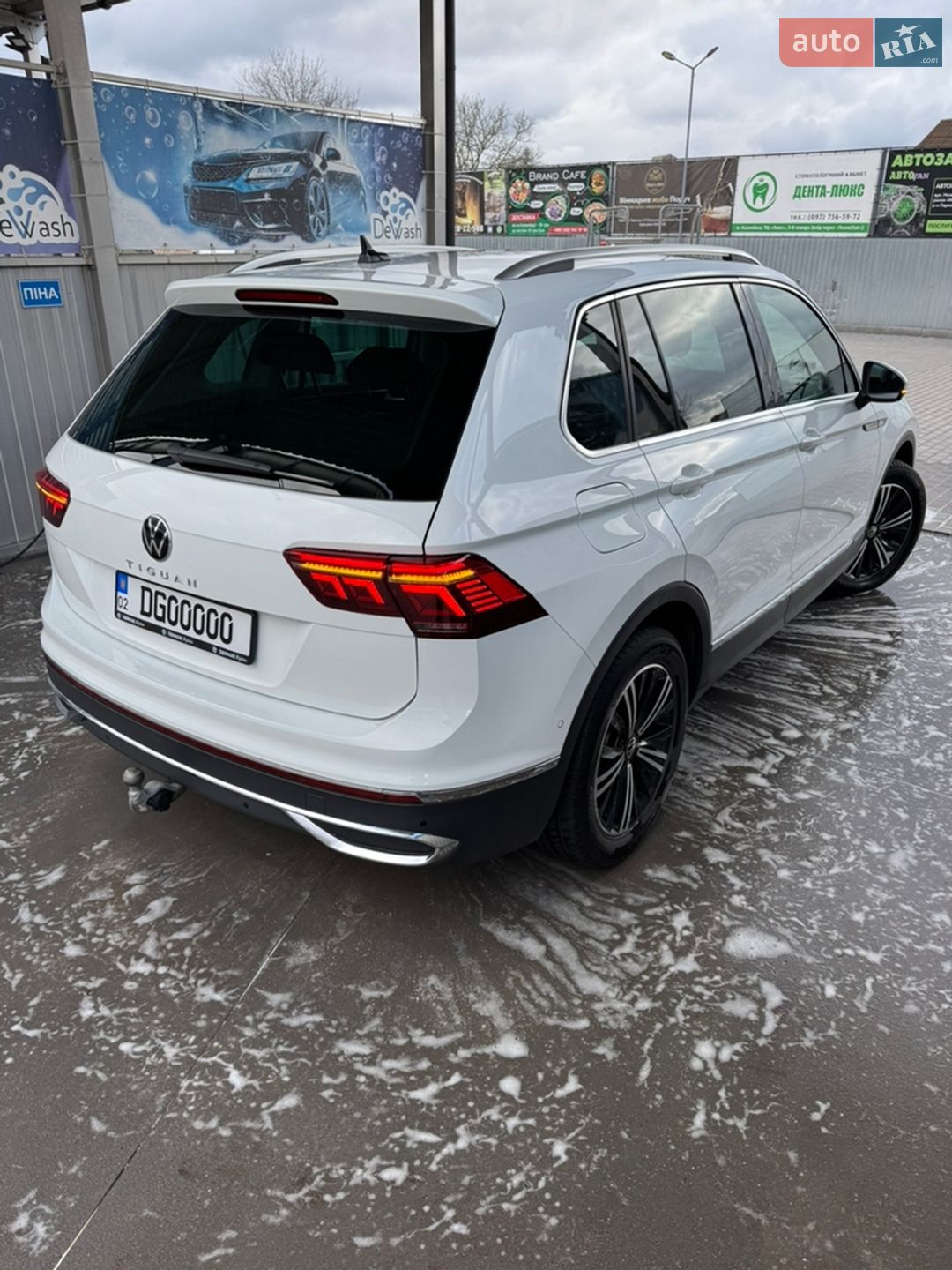 Volkswagen Tiguan 2023 VIN WVGZZZ5N9PW061226 фото оголошення 33 з 361