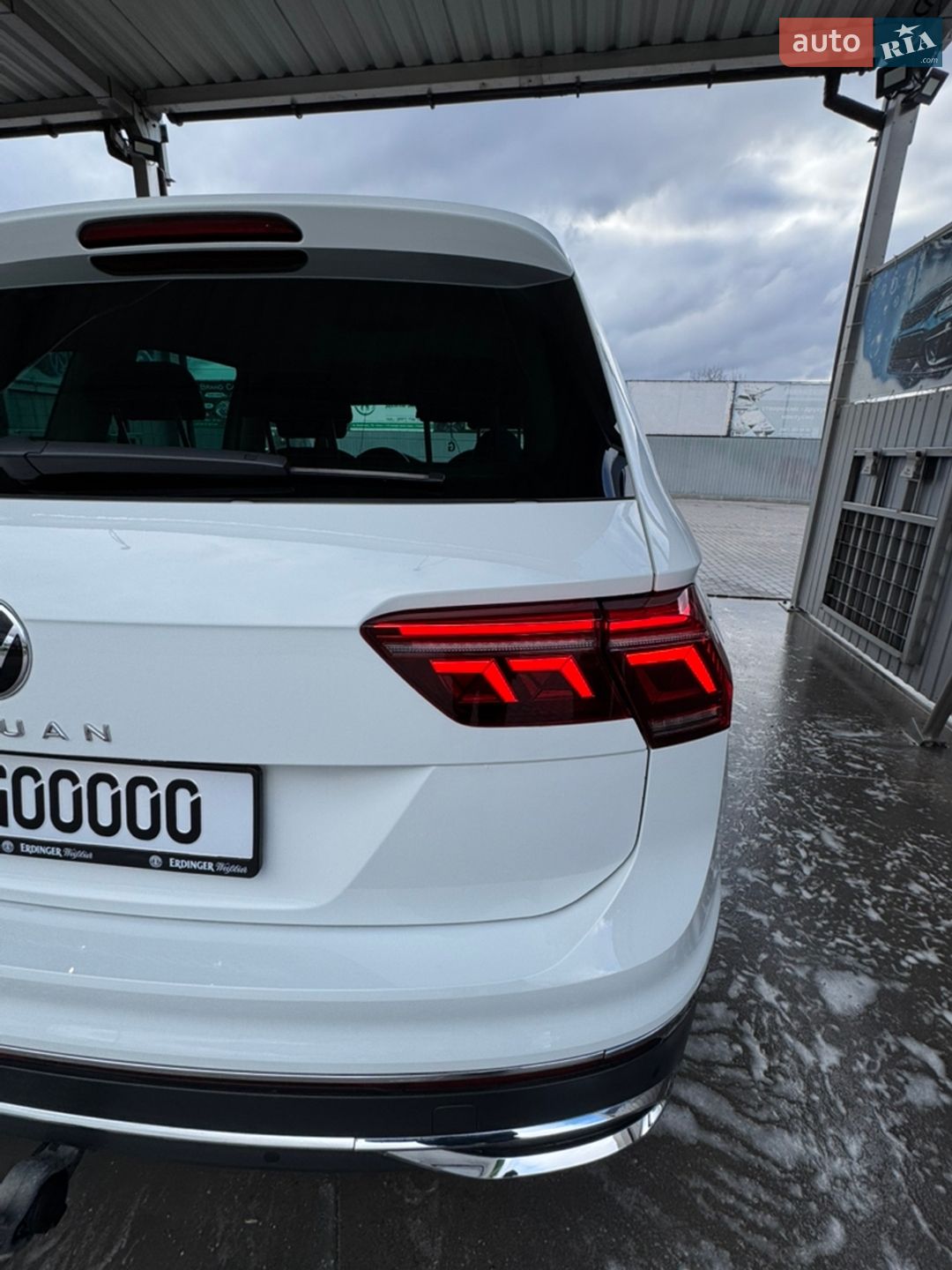 Volkswagen Tiguan 2023 VIN WVGZZZ5N9PW061226 фото оголошення 69 з 361
