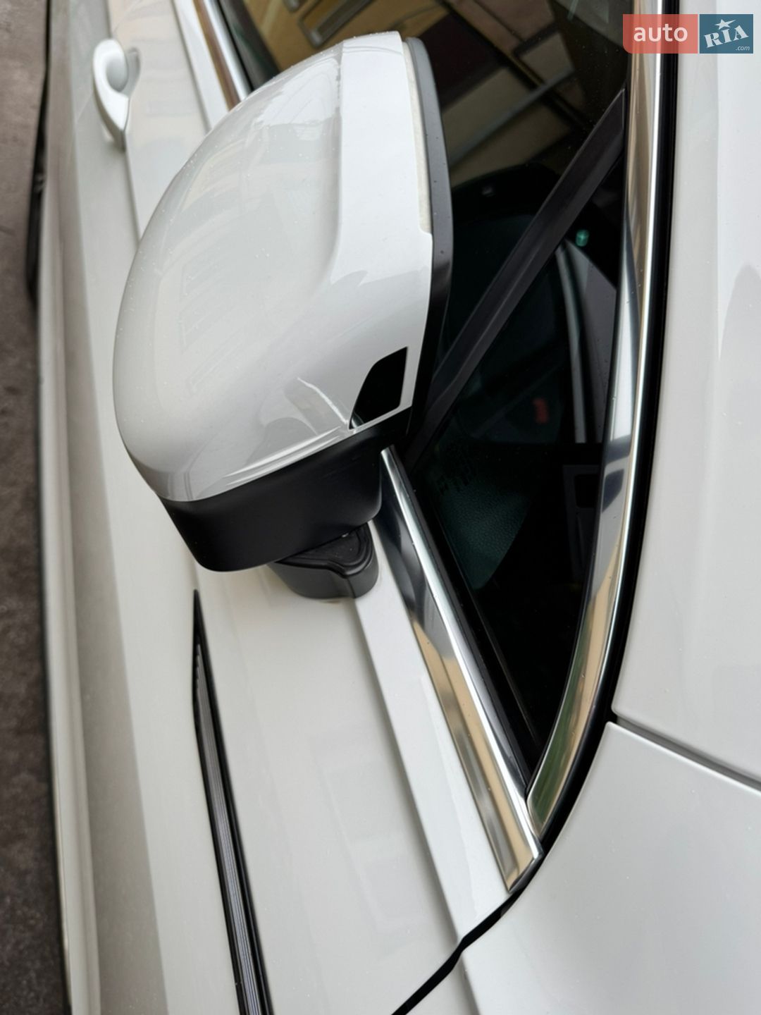 Volkswagen Tiguan 2023 VIN WVGZZZ5N9PW061226 фото оголошення 80 з 361