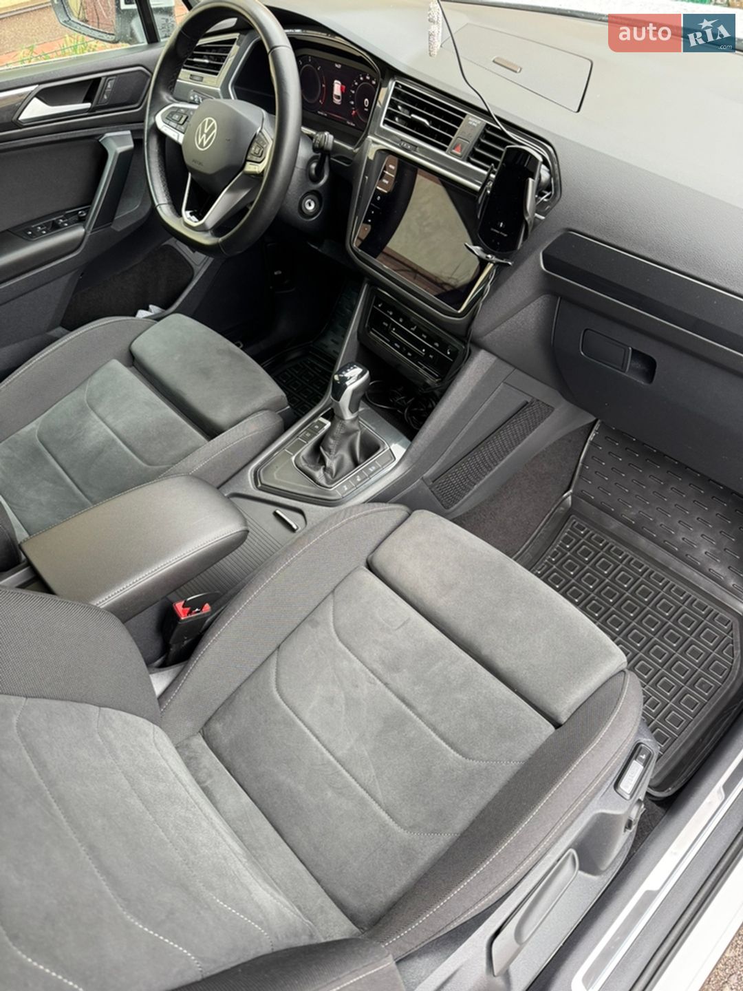 Volkswagen Tiguan 2023 VIN WVGZZZ5N9PW061226 фото оголошення 97 з 361
