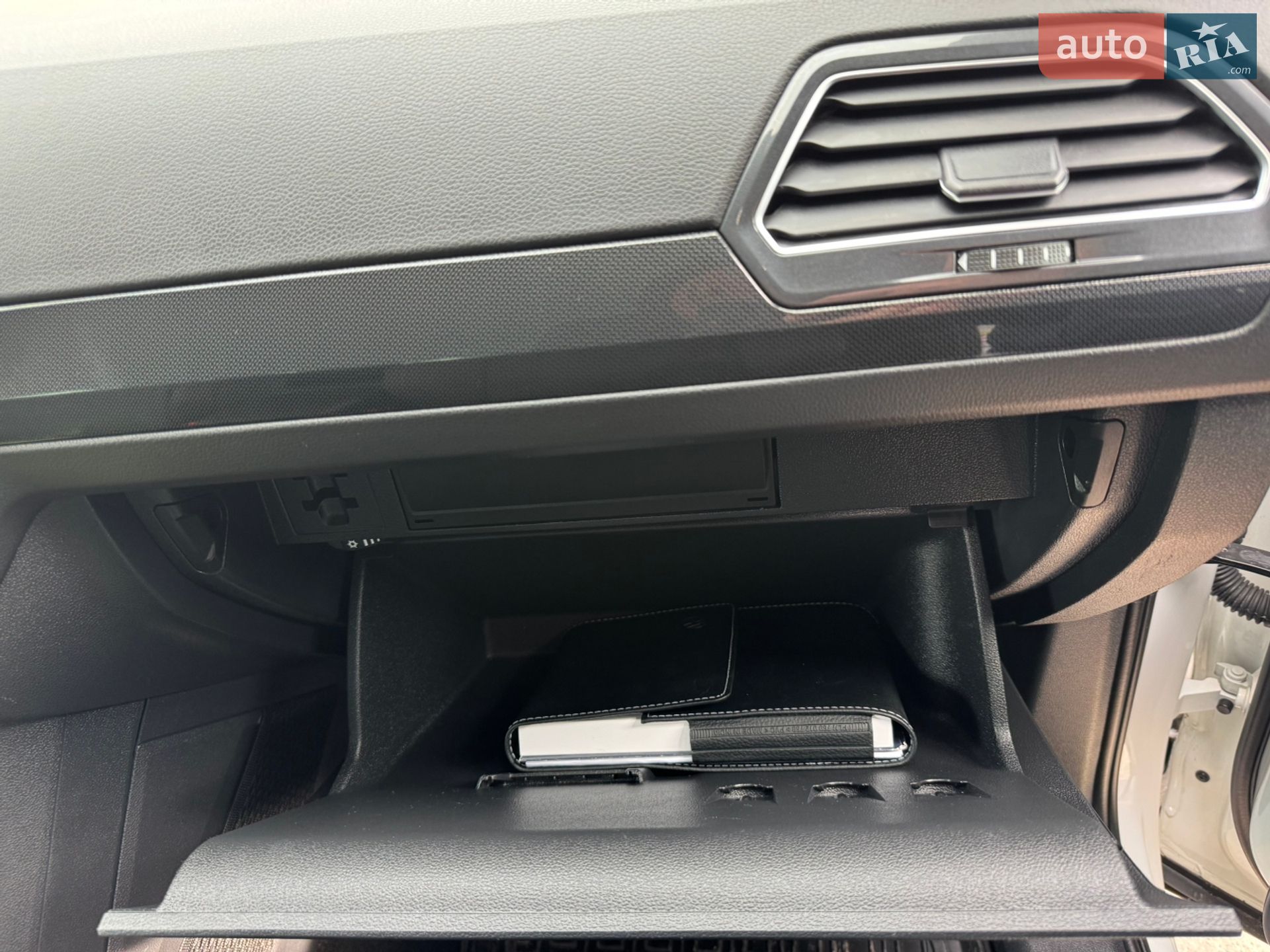 Volkswagen Tiguan 2023 VIN WVGZZZ5N9PW061226 фото оголошення 119 з 361