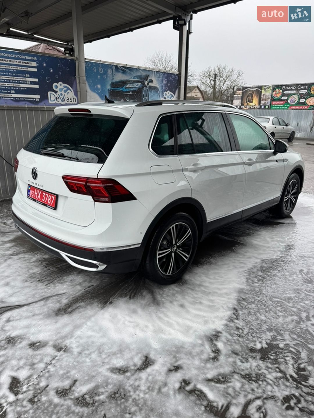 Volkswagen Tiguan 2023 VIN WVGZZZ5N9PW061226 фото оголошення 185 з 361