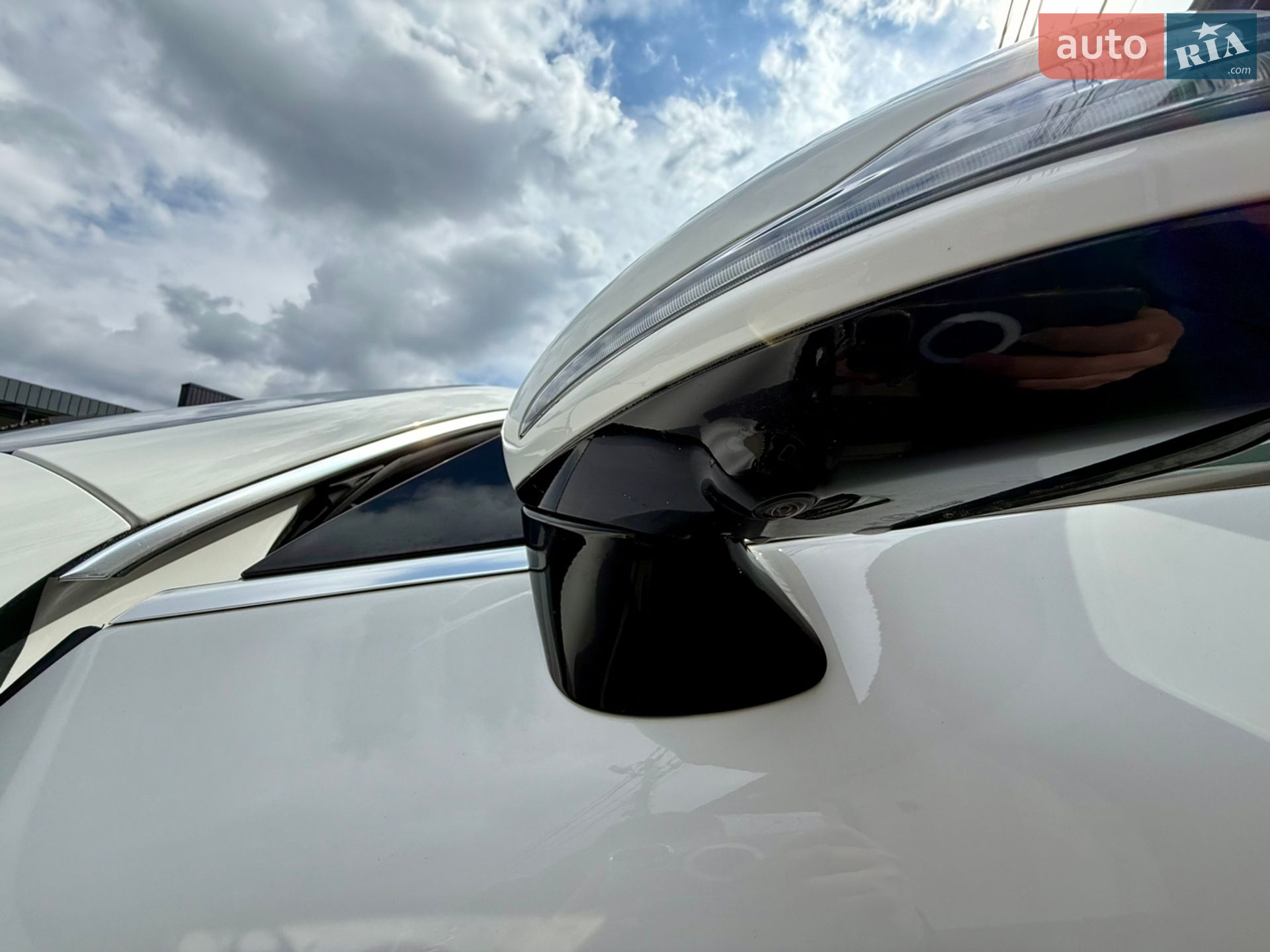 Mercedes-Benz CLS-Class 2018 VIN WDD2J2DB1KA011007 фото оголошення 34 з 45
