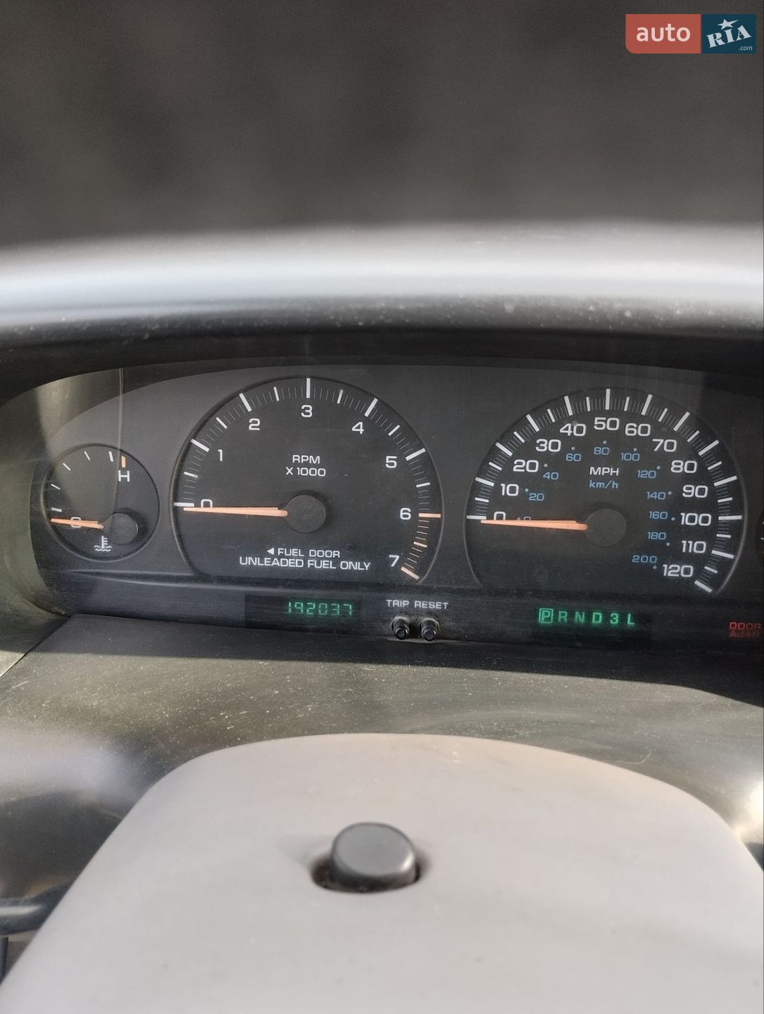 Plymouth Voyager 1996 VIN 1P4GP44R7TB123390 фото оголошення 3 з 9