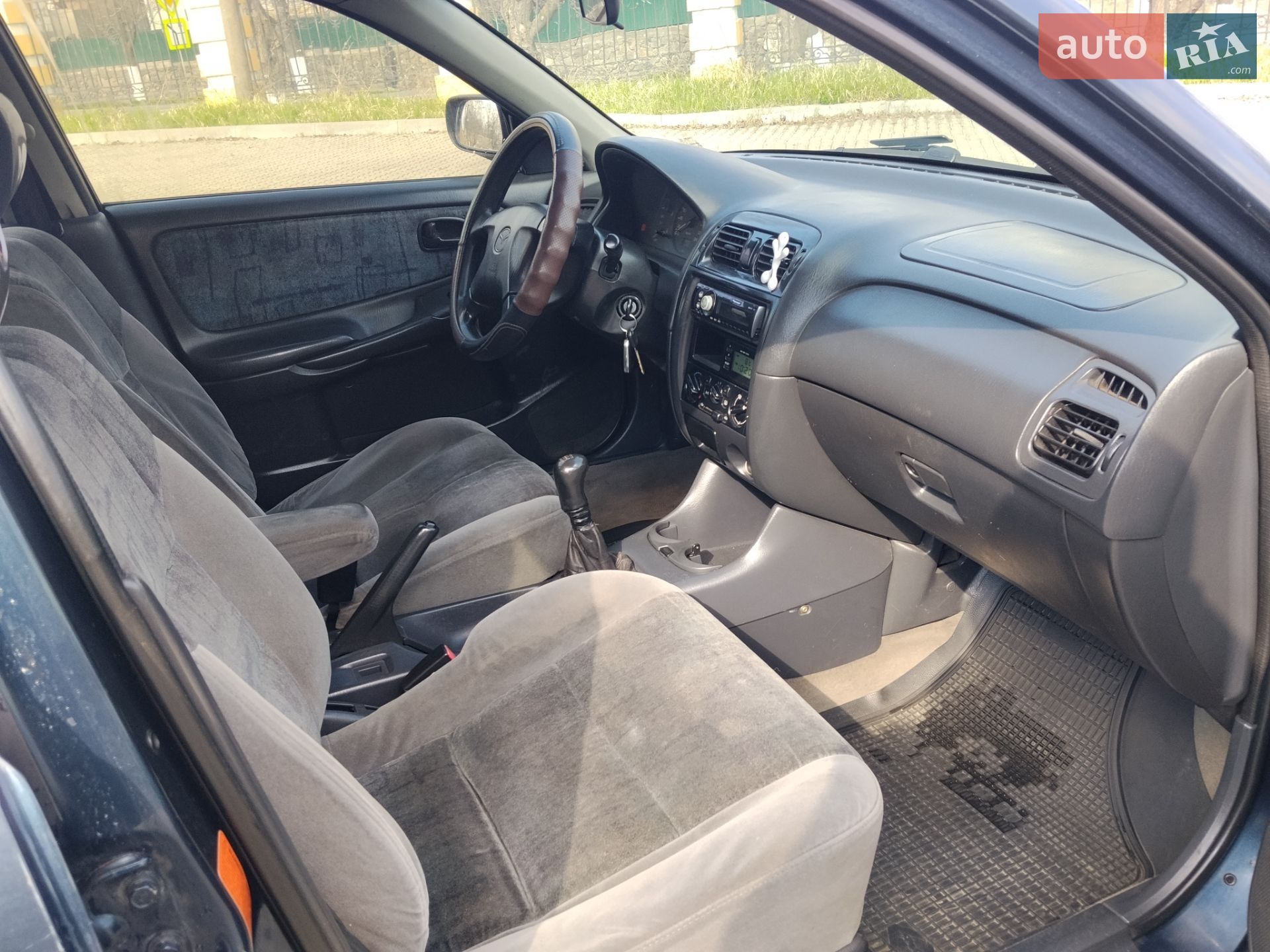 Mazda 626 1999 VIN JMZGF12P201168676 фото оголошення 16 з 18