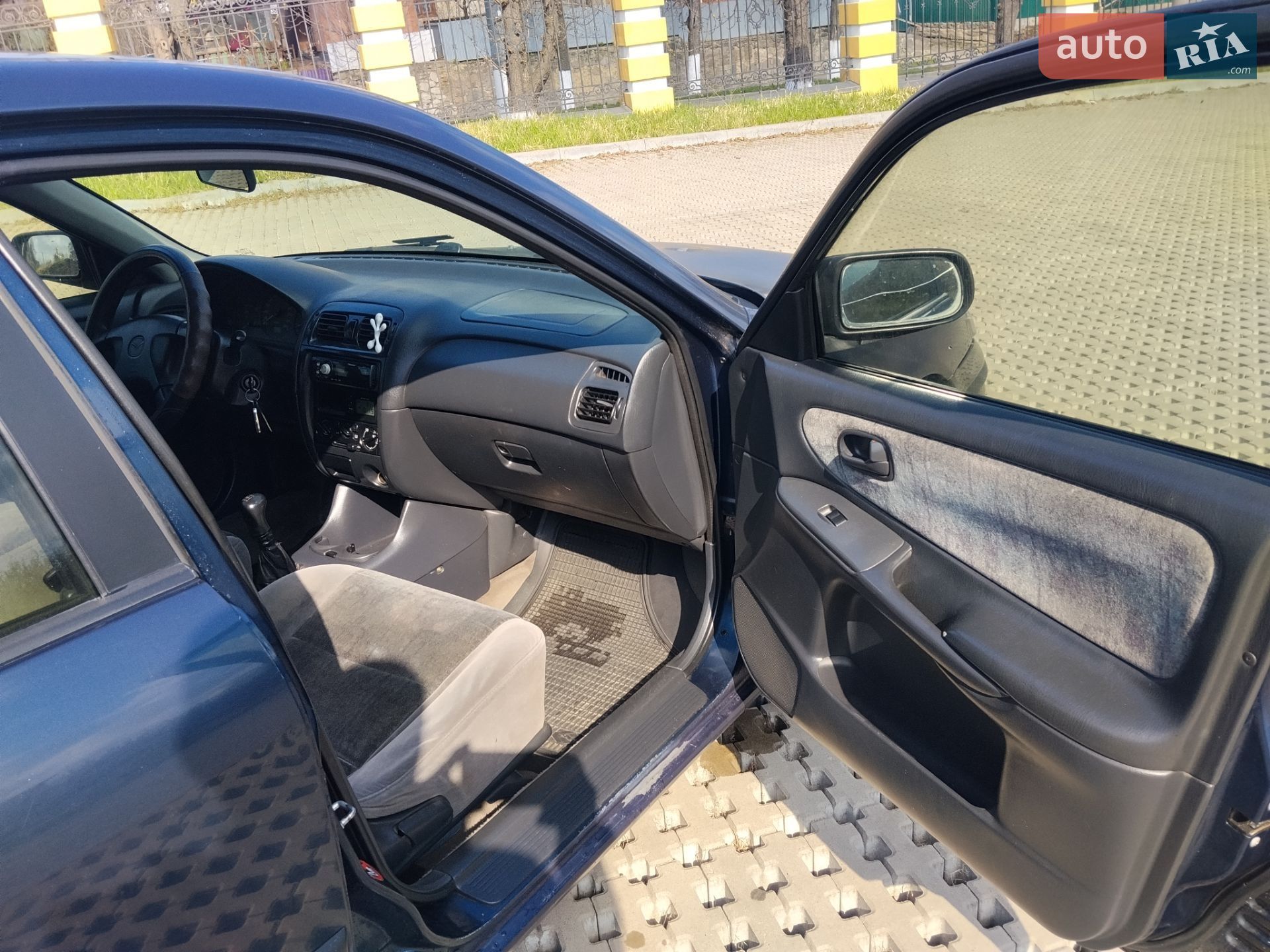 Mazda 626 1999 VIN JMZGF12P201168676 фото оголошення 15 з 18