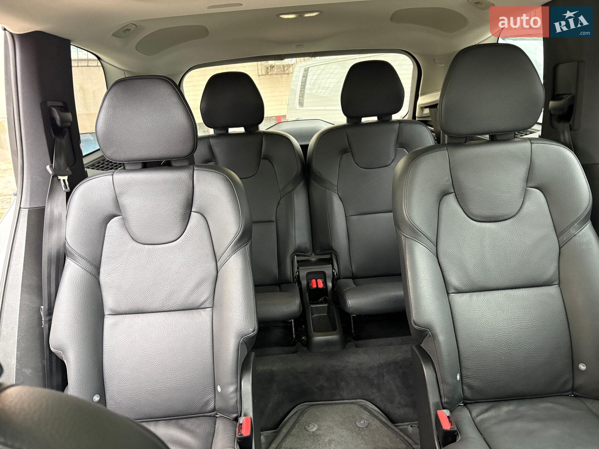 Volvo XC90 2023 VIN YV40621N8P1993463 фото оголошення 18 з 27