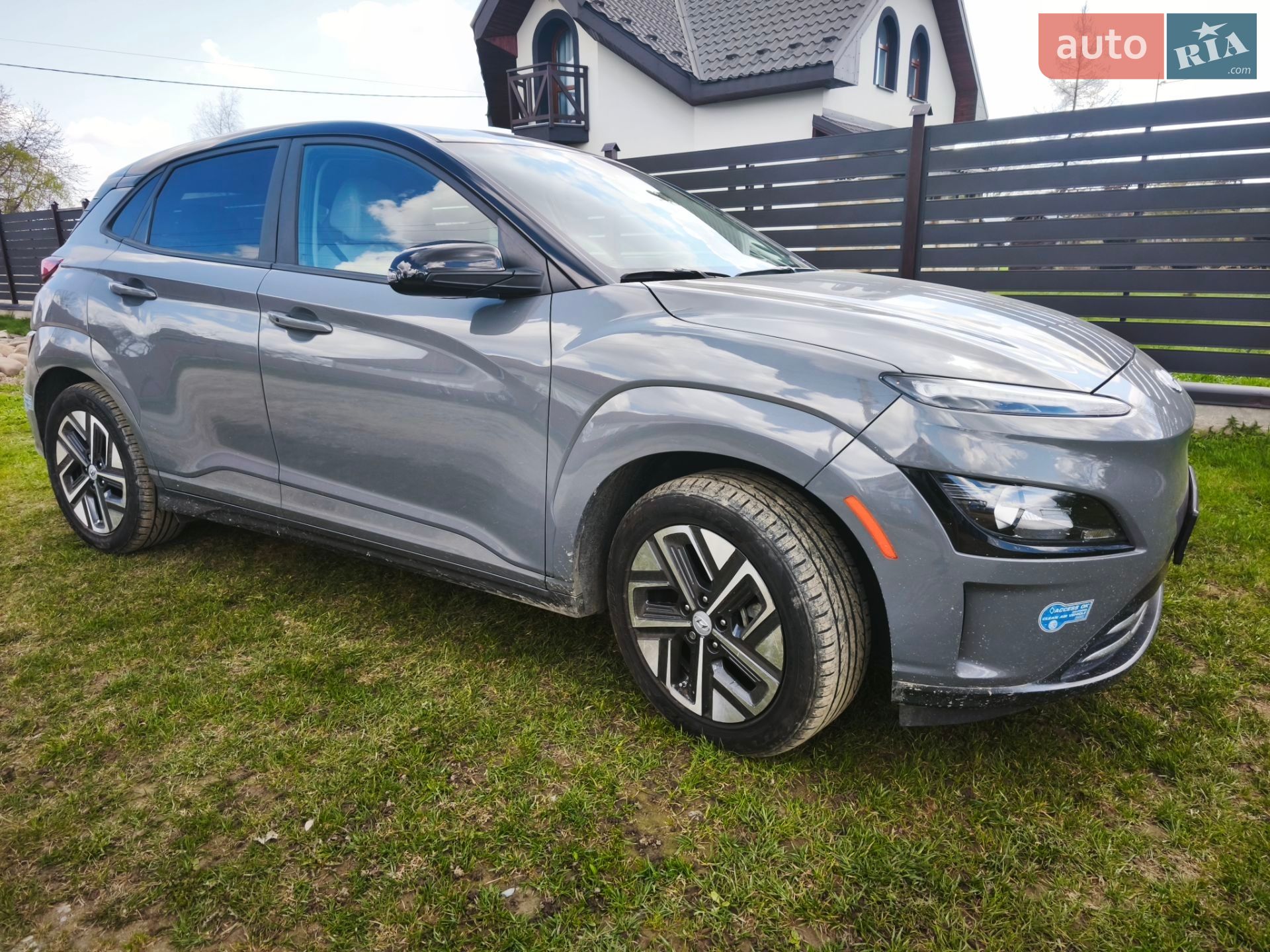 Hyundai Kona Electric 2021 VIN KM8K23AG4NU141181 фото оголошення 3 з 12