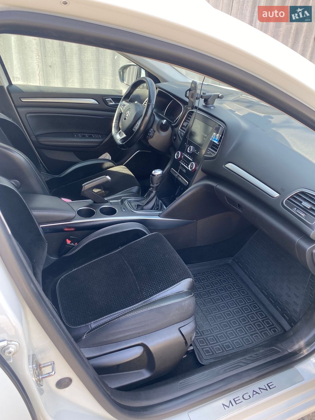 Renault Megane 2016 VIN VF1RFB00056669521 фото оголошення 7 з 8