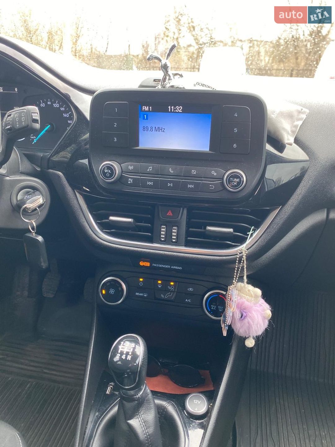 Ford Fiesta 2018 VIN WF0JXXGAHJJY13359 фото оголошення 3 з 29