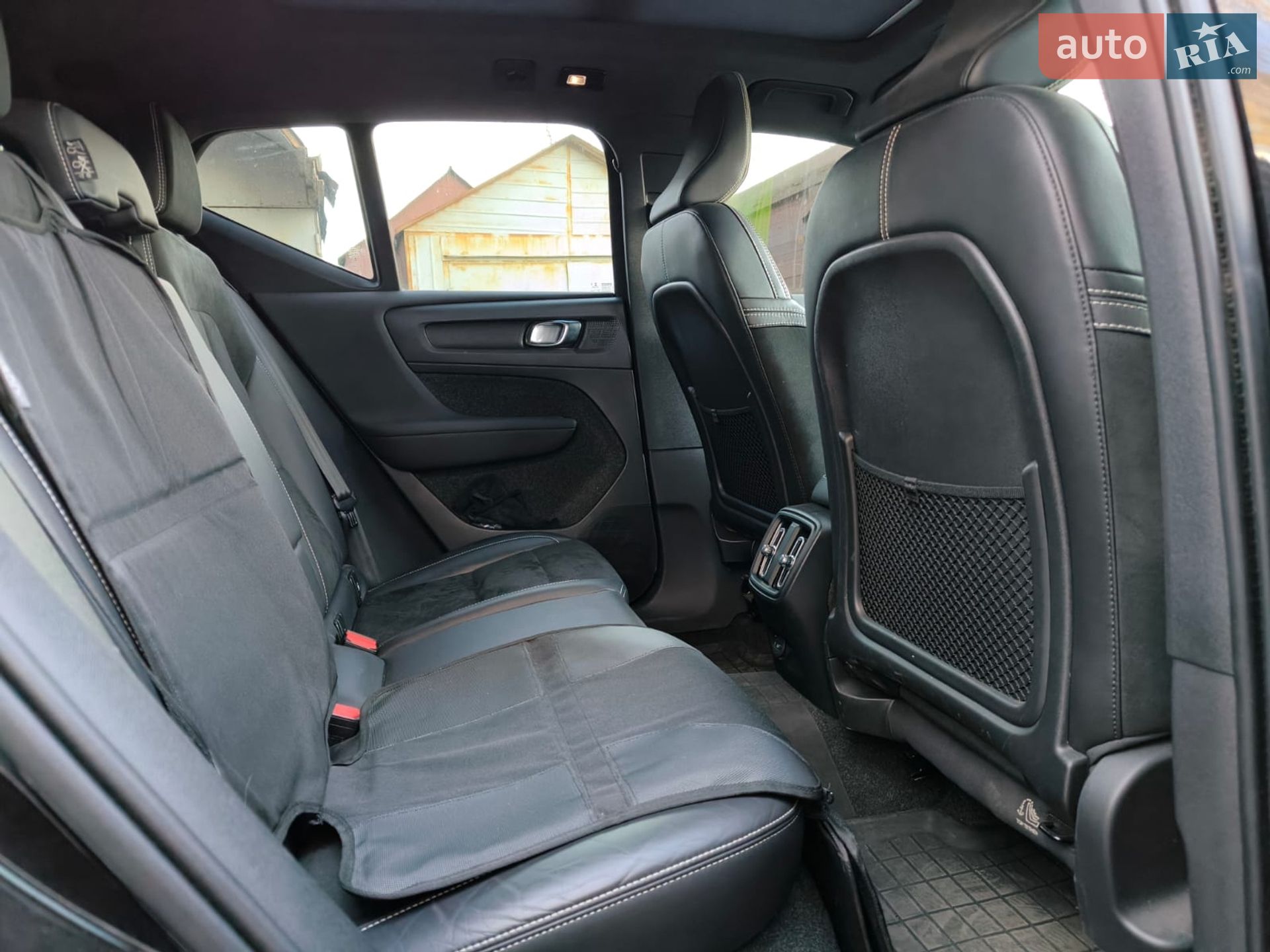 Volvo Xc40 2021 VIN YV1XZEDVEN2676245 фото оголошення 25 з 49