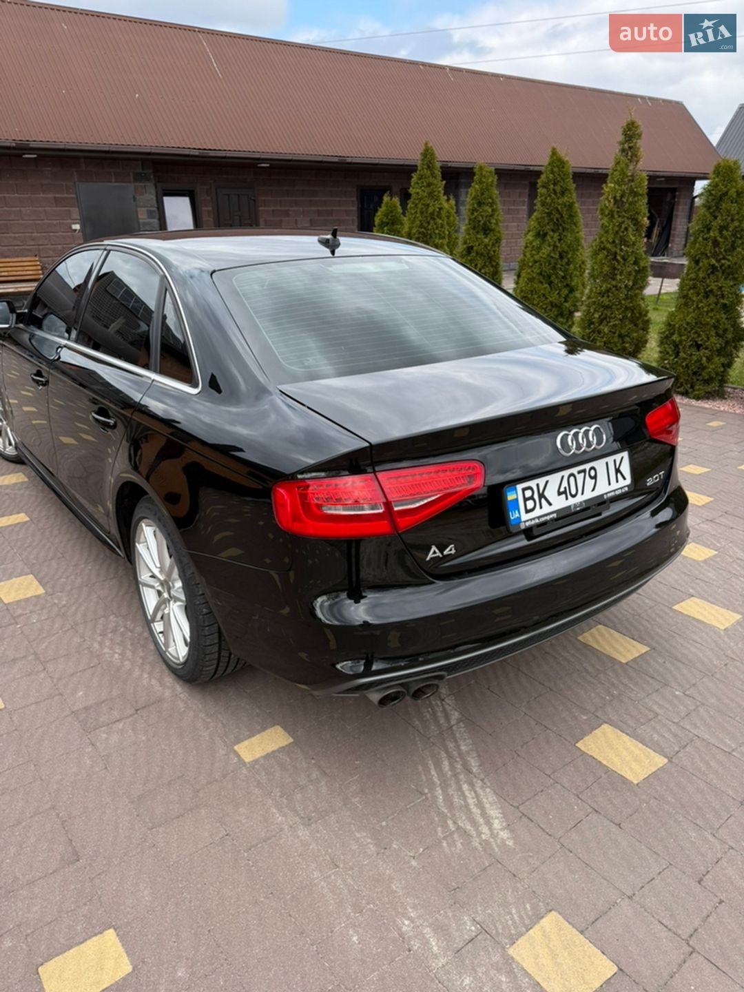 Audi A4 2015 VIN WAUBFAFL6GN018348 фото оголошення 10 з 27