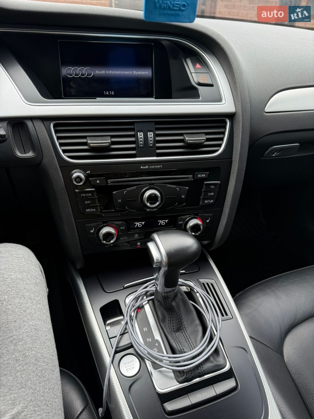 Audi A4 2015 VIN WAUBFAFL6GN018348 фото оголошення 15 з 27
