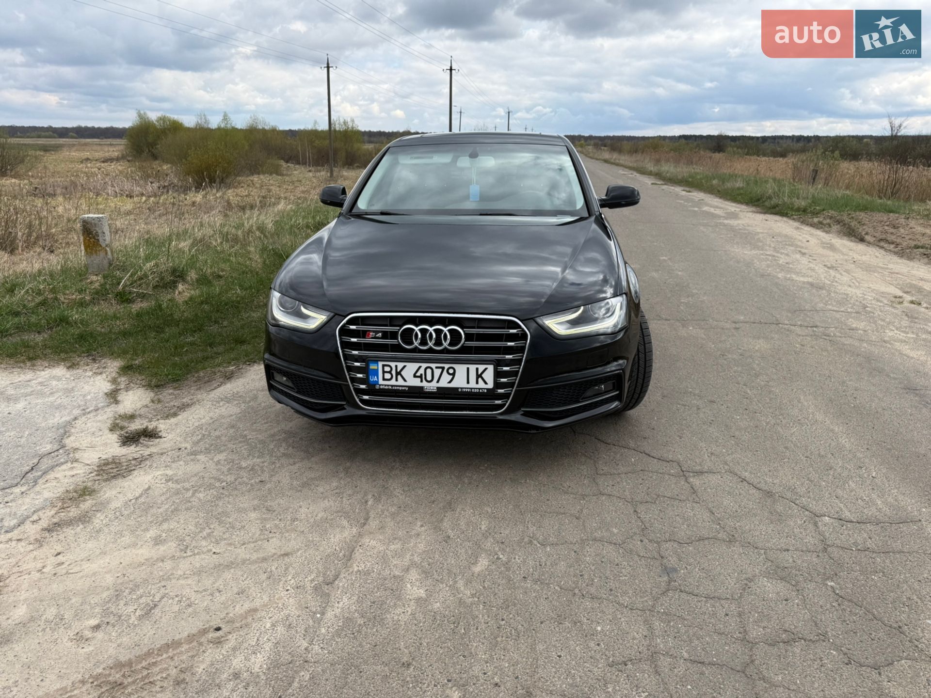 Audi A4 2015 VIN WAUBFAFL6GN018348 фото оголошення 23 з 27