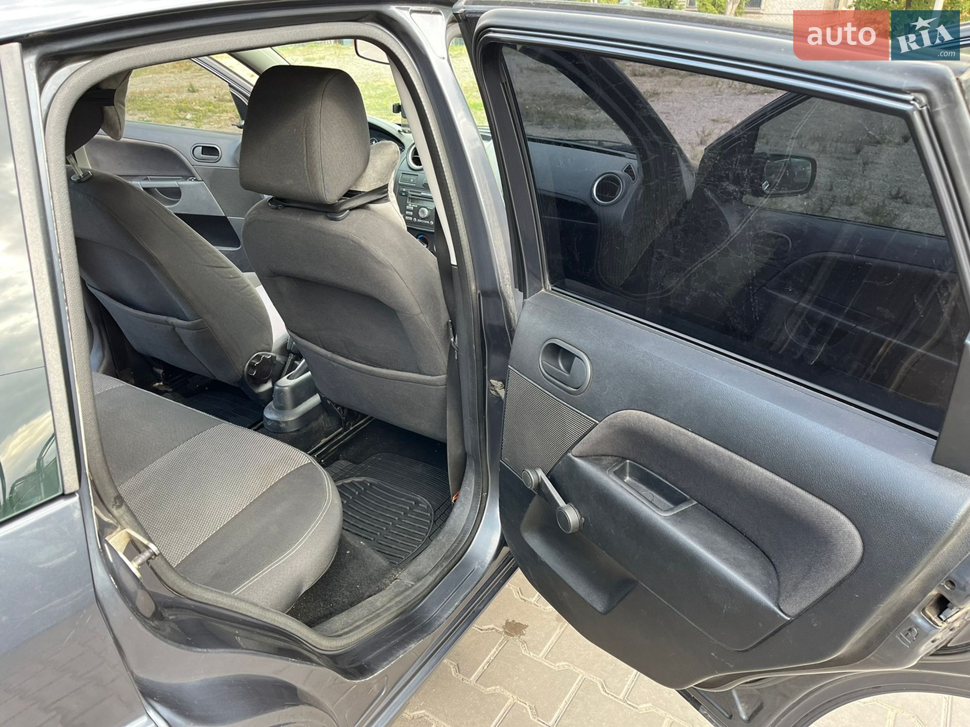 Ford Fiesta 2006 VIN WF0HXXWPJH6B25864 фото оголошення 5 з 6