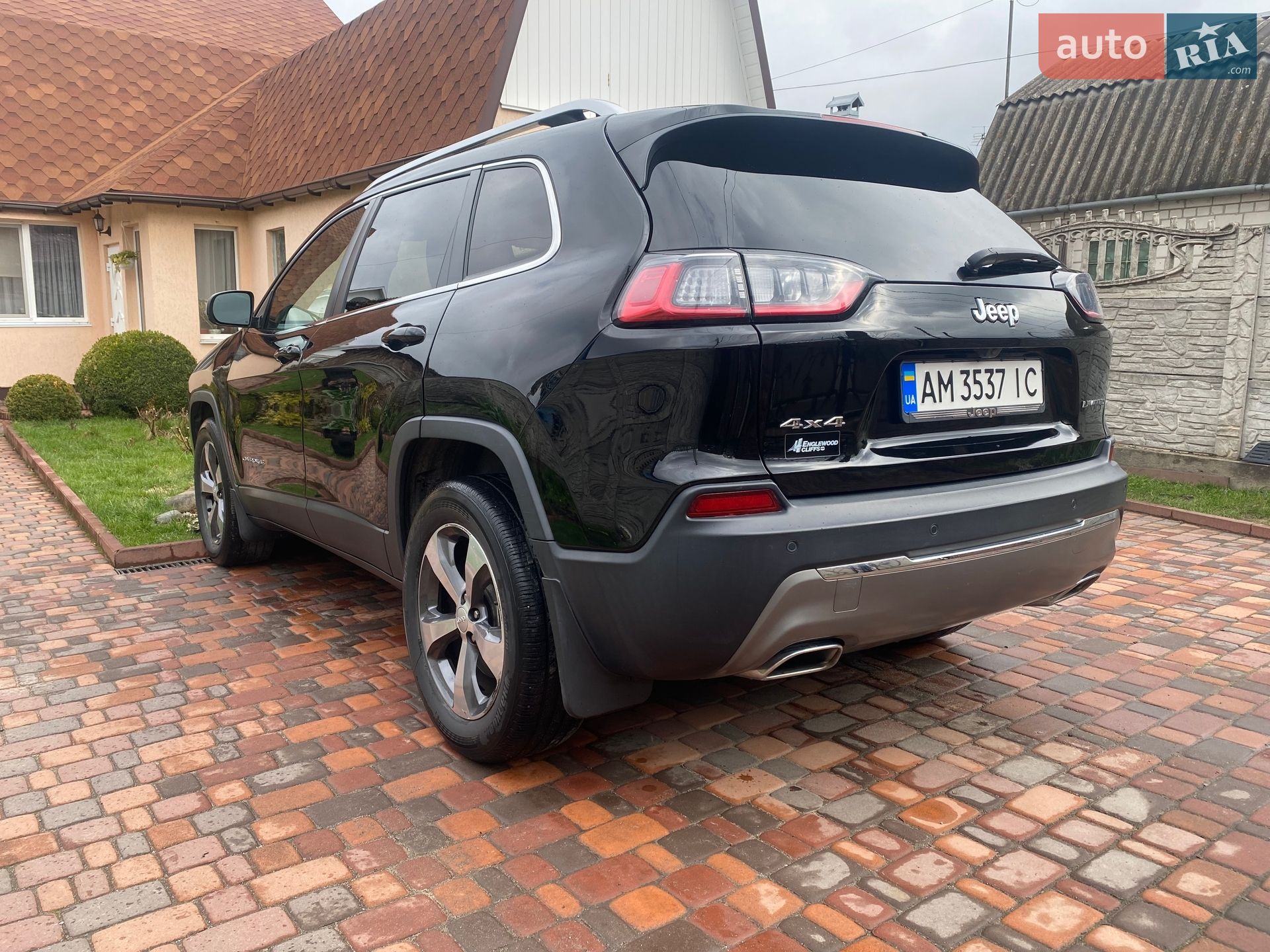 Jeep Cherokee 2019 VIN 1C4PJMDX1KD422770 фото оголошення 4 з 16