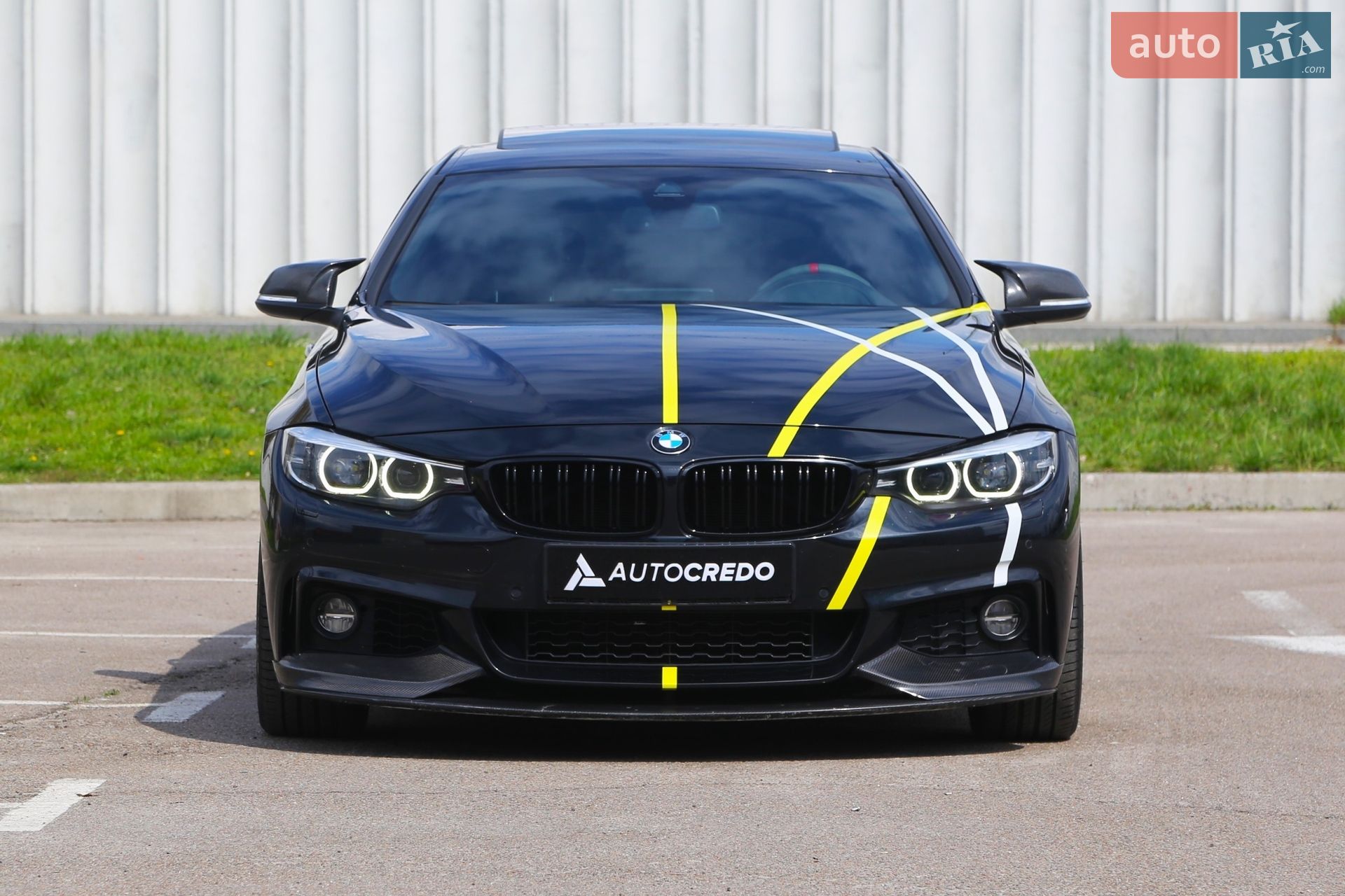 BMW 4 Series 2017 VIN WBA4J5C55JBF06898 фото оголошення 2 з 29