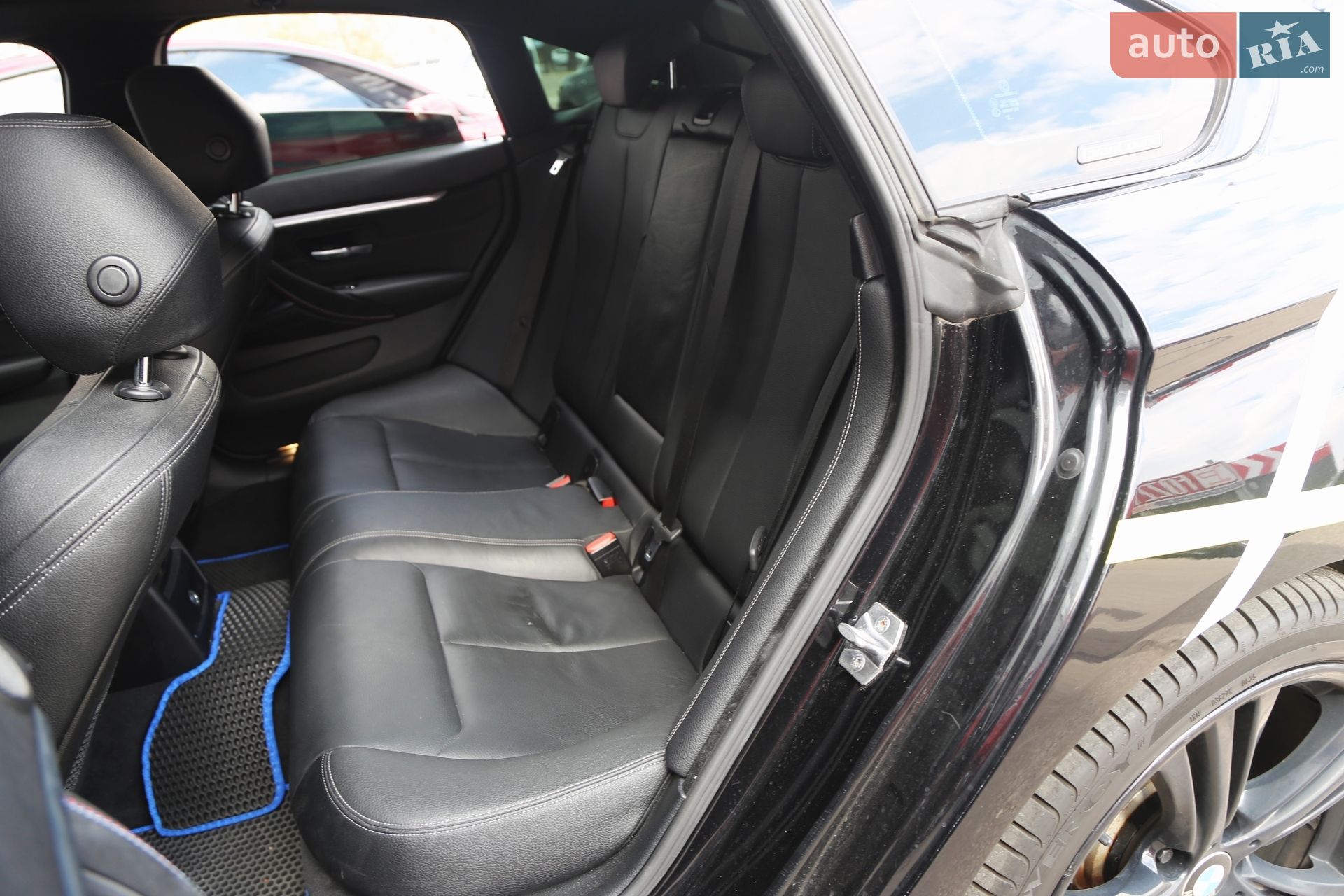 BMW 4 Series 2017 VIN WBA4J5C55JBF06898 фото оголошення 10 з 29