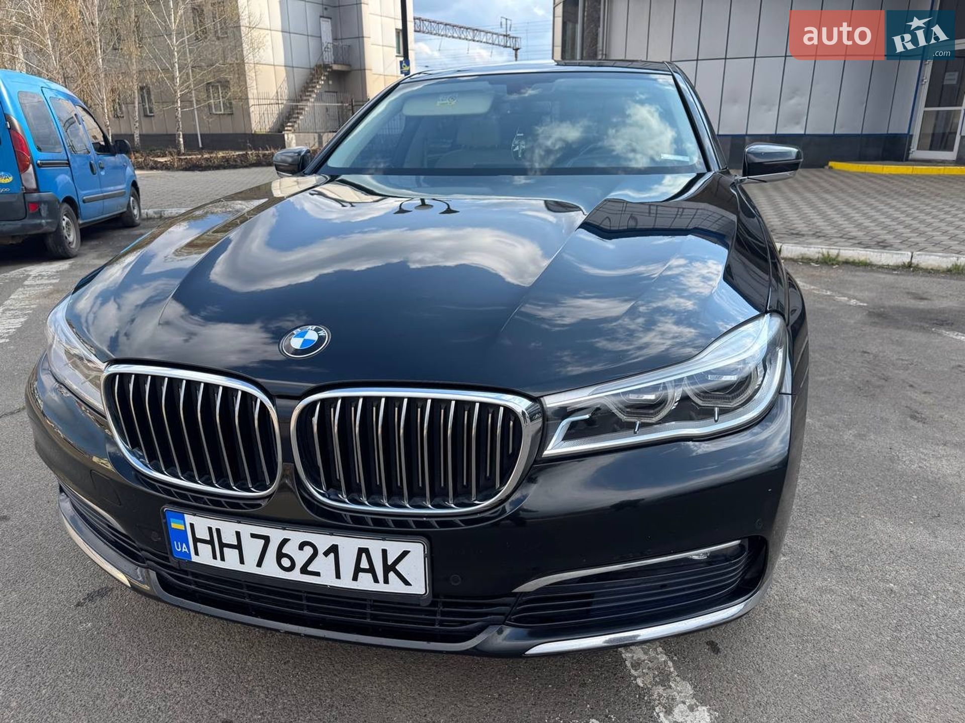 BMW 7 Series 2017 VIN WBA7E410X0GV23195 фото оголошення 4 з 31