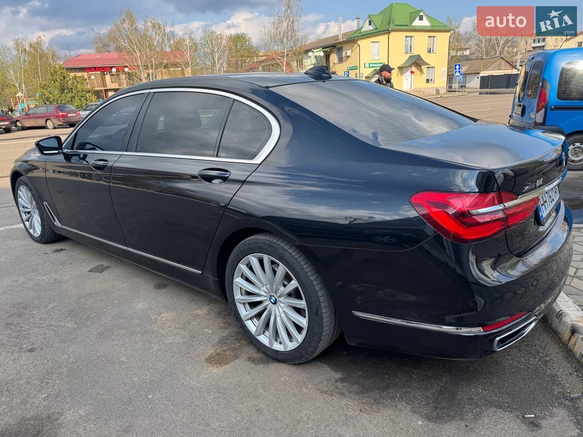 BMW 7 Series 2017 VIN WBA7E410X0GV23195 фото оголошення 8 з 31
