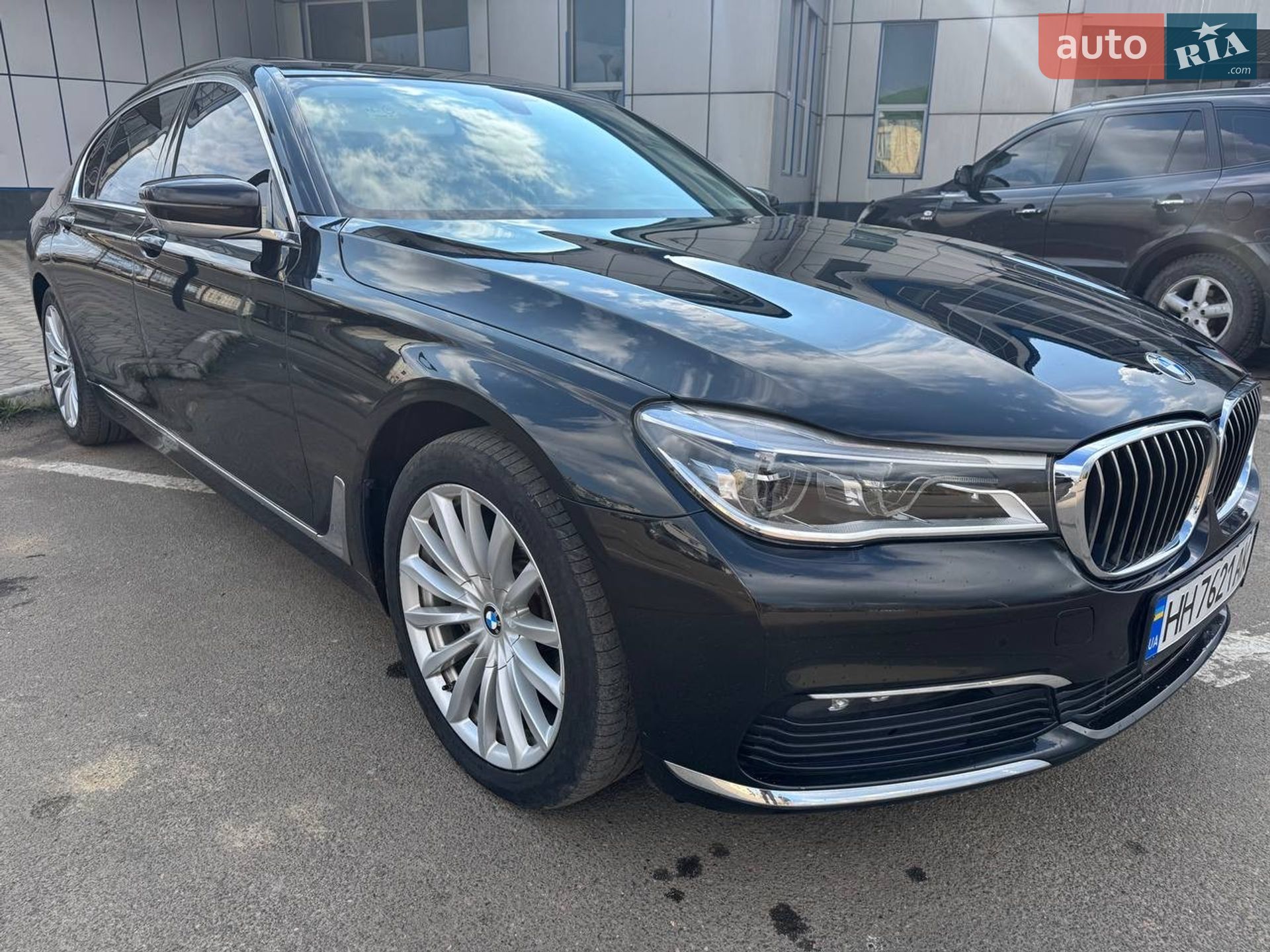 BMW 7 Series 2017 VIN WBA7E410X0GV23195 фото оголошення 12 з 31
