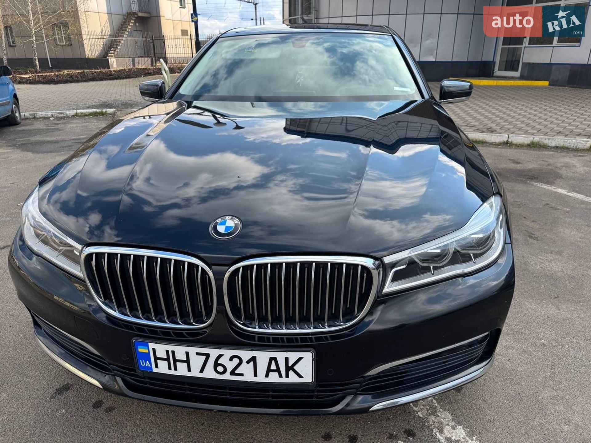 BMW 7 Series 2017 VIN WBA7E410X0GV23195 фото оголошення 13 з 31