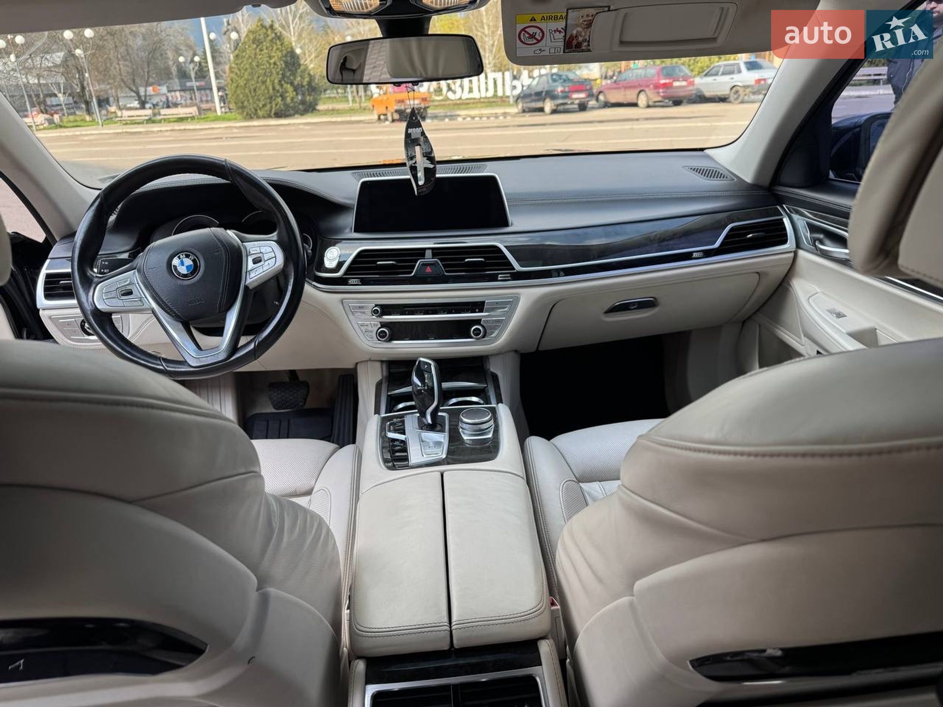 BMW 7 Series 2017 VIN WBA7E410X0GV23195 фото оголошення 29 з 31