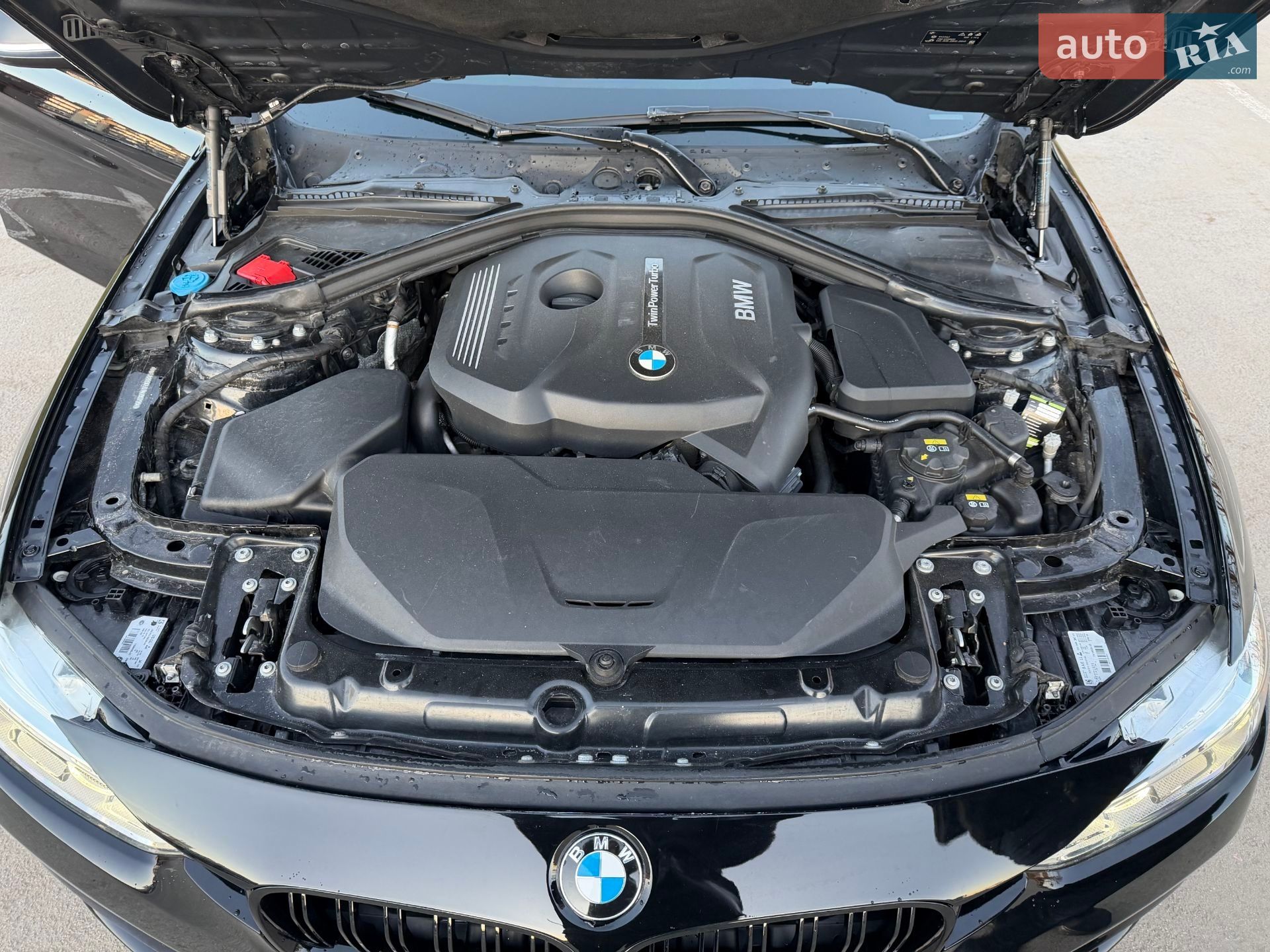 BMW 3 Series 2017 VIN WBA8B9G50JNU99709 фото оголошення 7 з 8