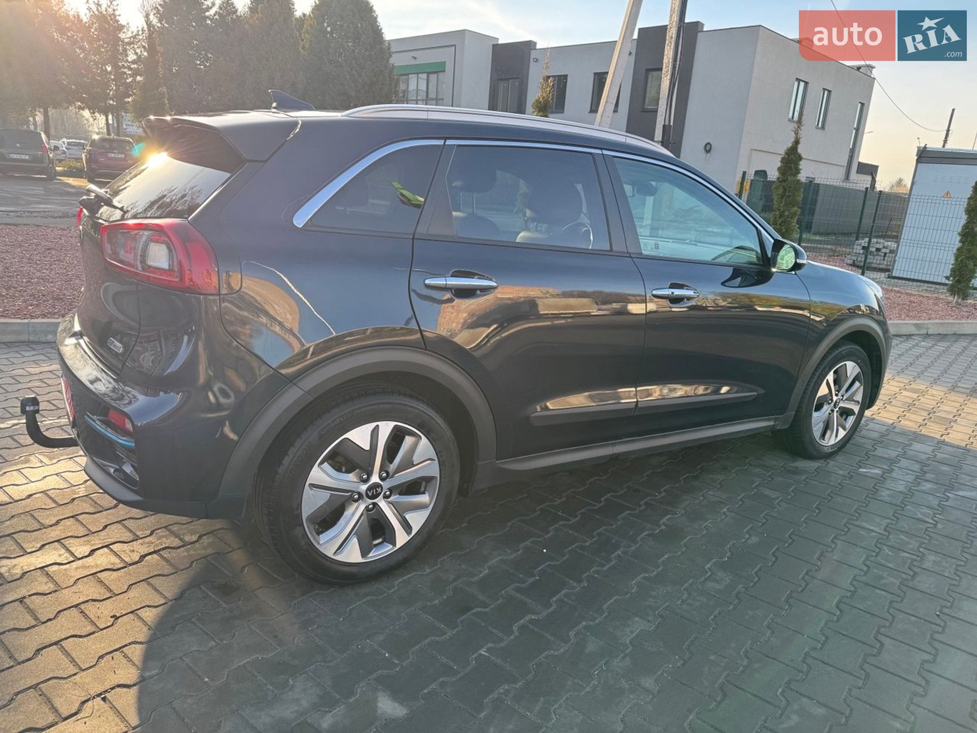Kia Niro 2019 VIN KNACC81GFK5029511 фото оголошення 4 з 9