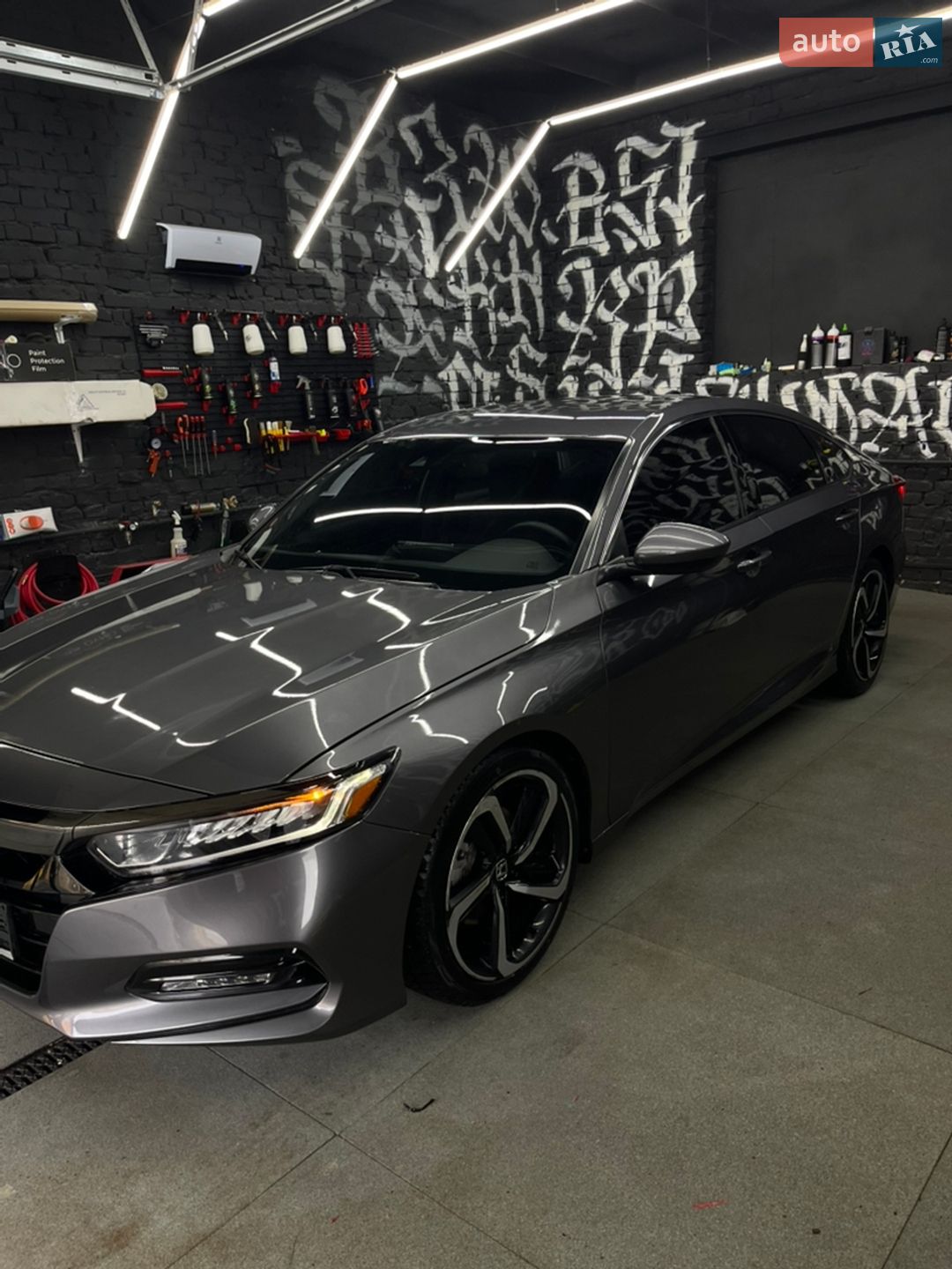 Honda Accord 2017 VIN 1HGCV1F38JA001321 фото оголошення 6 з 17