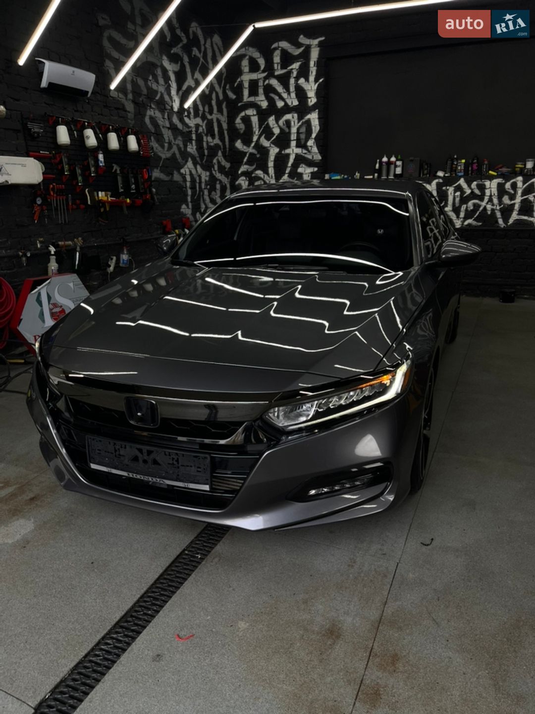 Honda Accord 2017 VIN 1HGCV1F38JA001321 фото оголошення 7 з 17