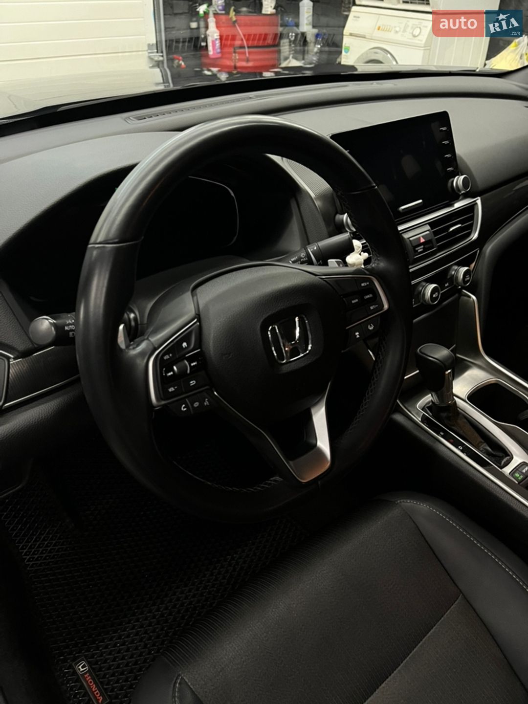 Honda Accord 2017 VIN 1HGCV1F38JA001321 фото оголошення 15 з 17